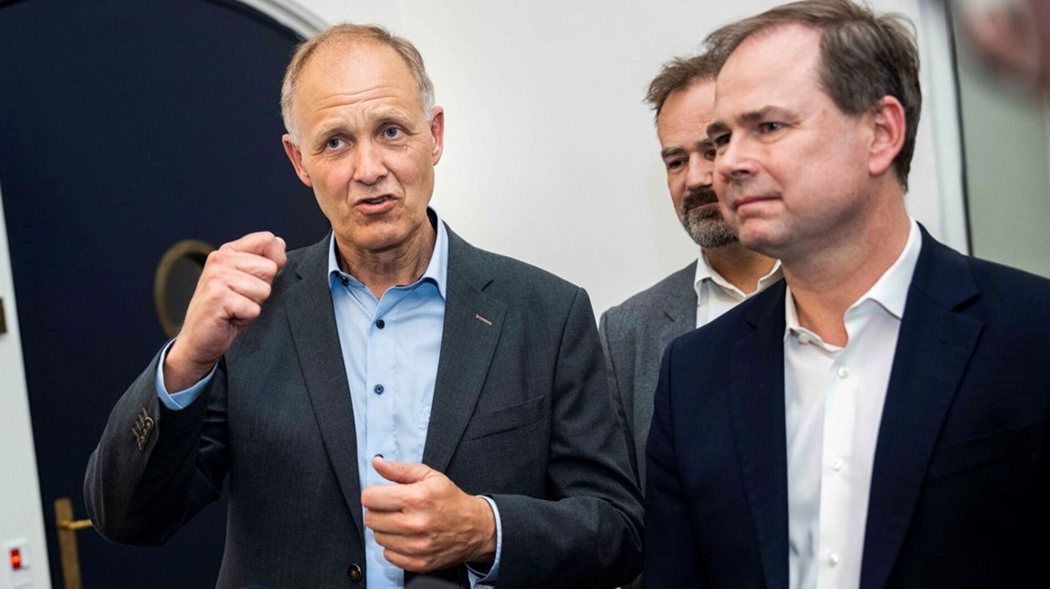 Finansminister Nicolai Wammen (S) og KL-formand Martin Damm (V) blev som en del af økonomiaftalen for 2024 blandt andet enige om at oprette en ny lånepulje, som skal bruges til at skabe flere kommunale botilbudspladser. Og den er der stor efterspørgsel efter, viser nye tal.&nbsp;<br>