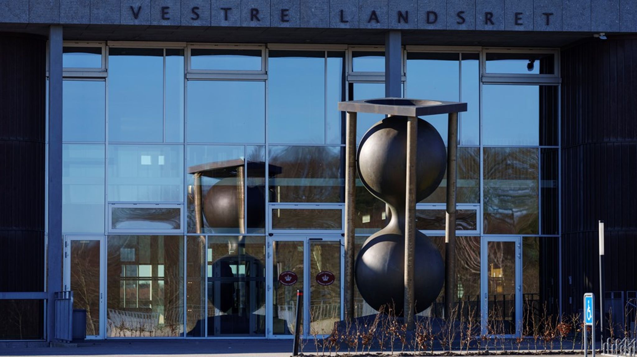 Vestre Landsret har fået to nye dommere&nbsp;– én kender allerede gangene.