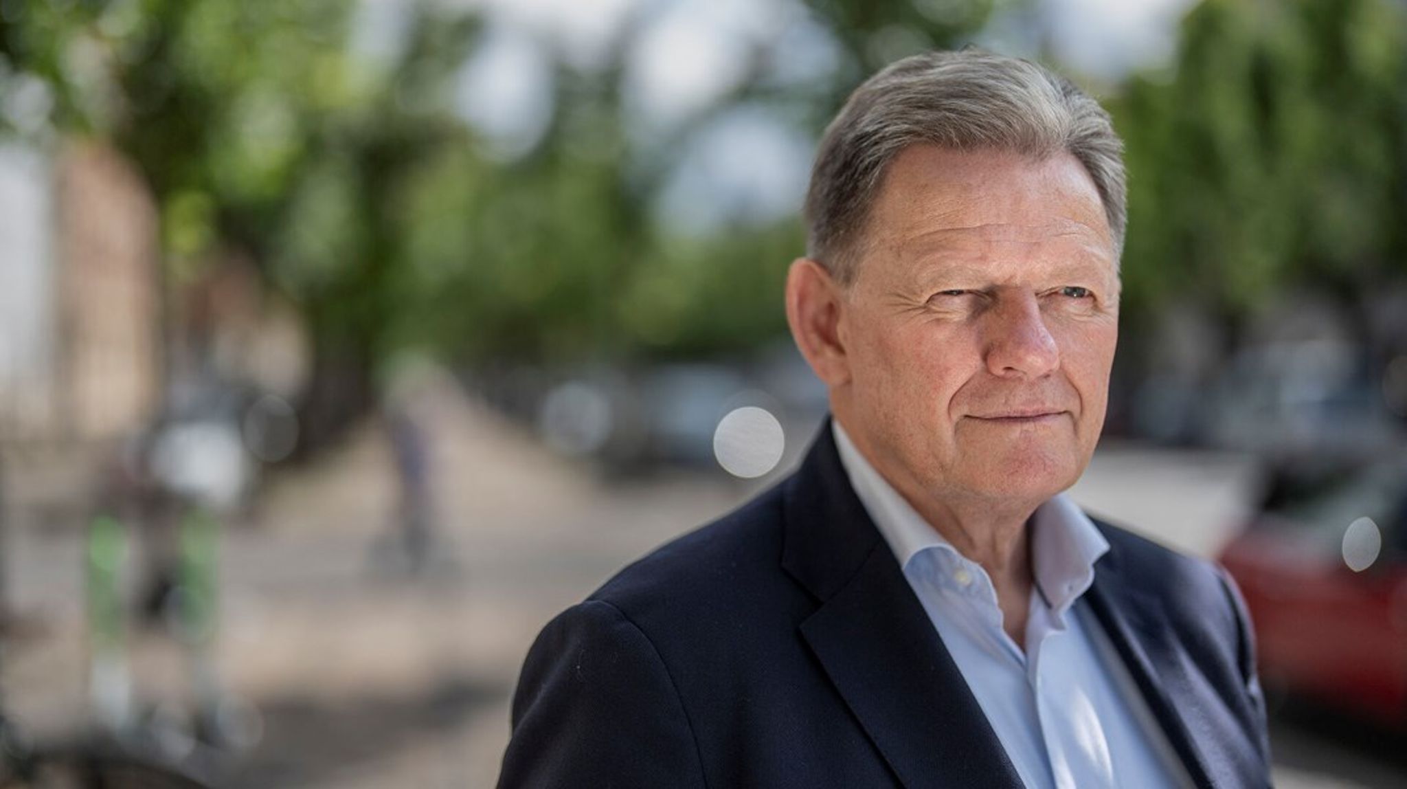 Lars Barfoed har valgt at træde tilbage fra sin post som formand for Fiskerikommissionen for at undgå interessekonflikter.&nbsp;