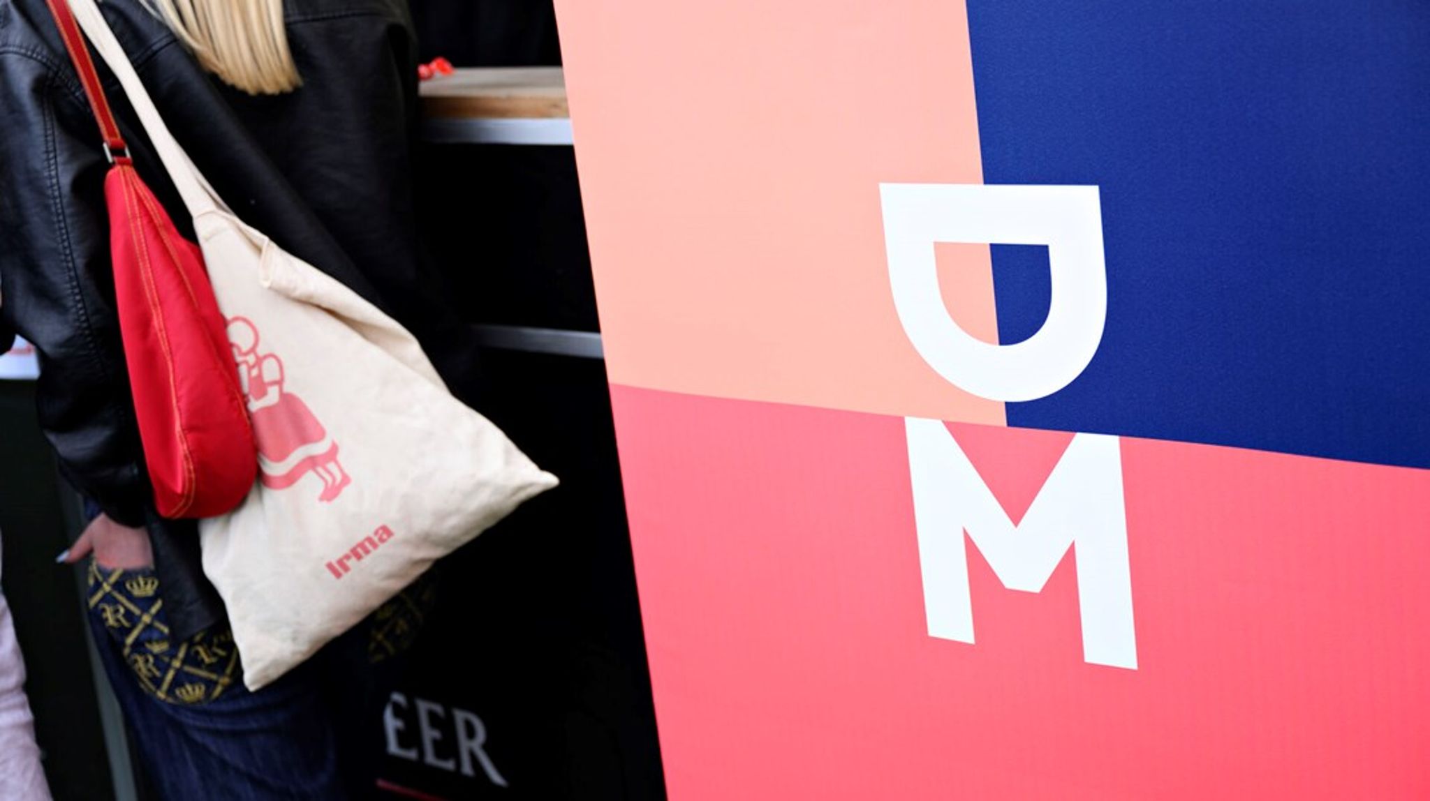 Kommunikation og Sprog fusionerer med Dansk Magisterforening, hvis fusionsaftalen bliver stemt igennem af organisationens medlemmer på en urafstemning til februar næste år.&nbsp;