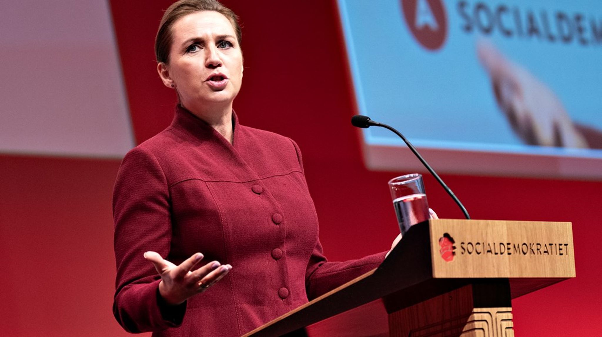 På Socialdemokratiets årsmøde appellerede statsminister Mette Frederiksen til en stærk arbejdsmoral. Men der er intet, der tyder på, at danskerne har lyst til at arbejde mere, skriver Lisbeth Knudsen.