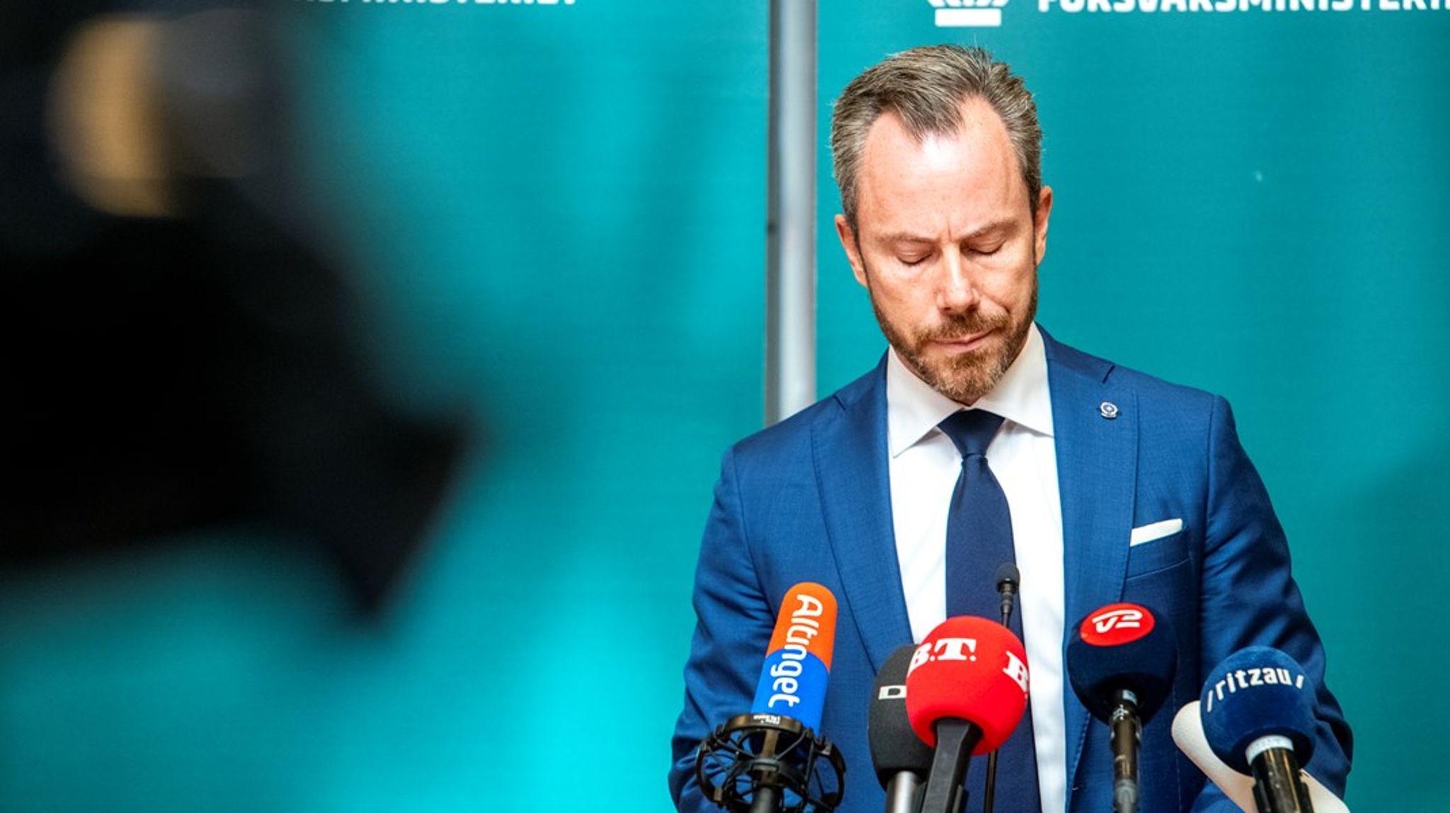Venstre og formand Jakob Ellemann-Jensen ligger historisk lavt i ny måling. Men partiet risikerer at ryge endnu længere ned, når der lige om lidt skal diskuteres en&nbsp;CO2-afgift på landbruget, vurderer politisk kommentator&nbsp;Erik Holstein.&nbsp;