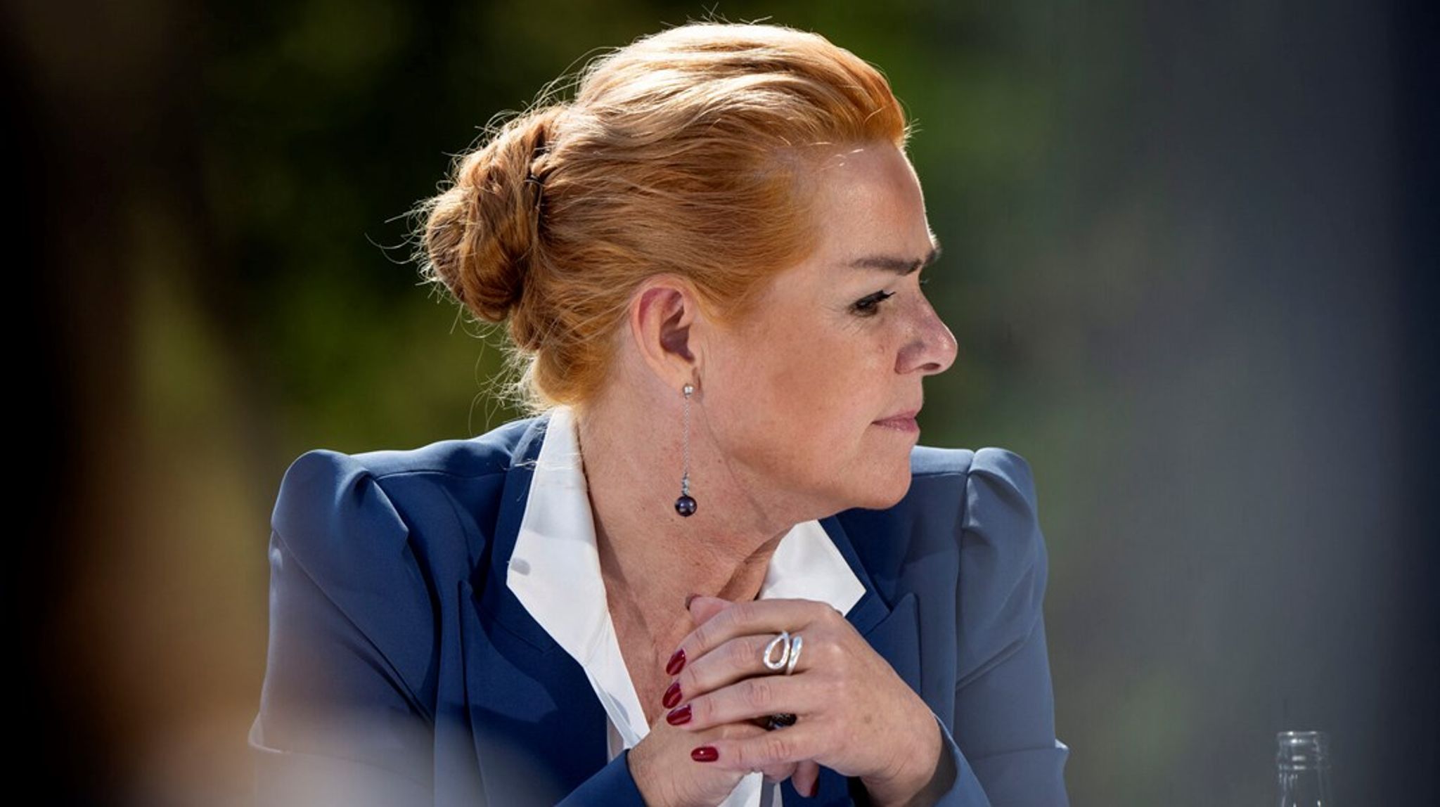 Det er mærkeligt, at det i et land, hvor et overvældende flertal står bag klimamålene, ikke har en højere politisk pris ikke at tage medansvar, skriver Connie Hedegaard.