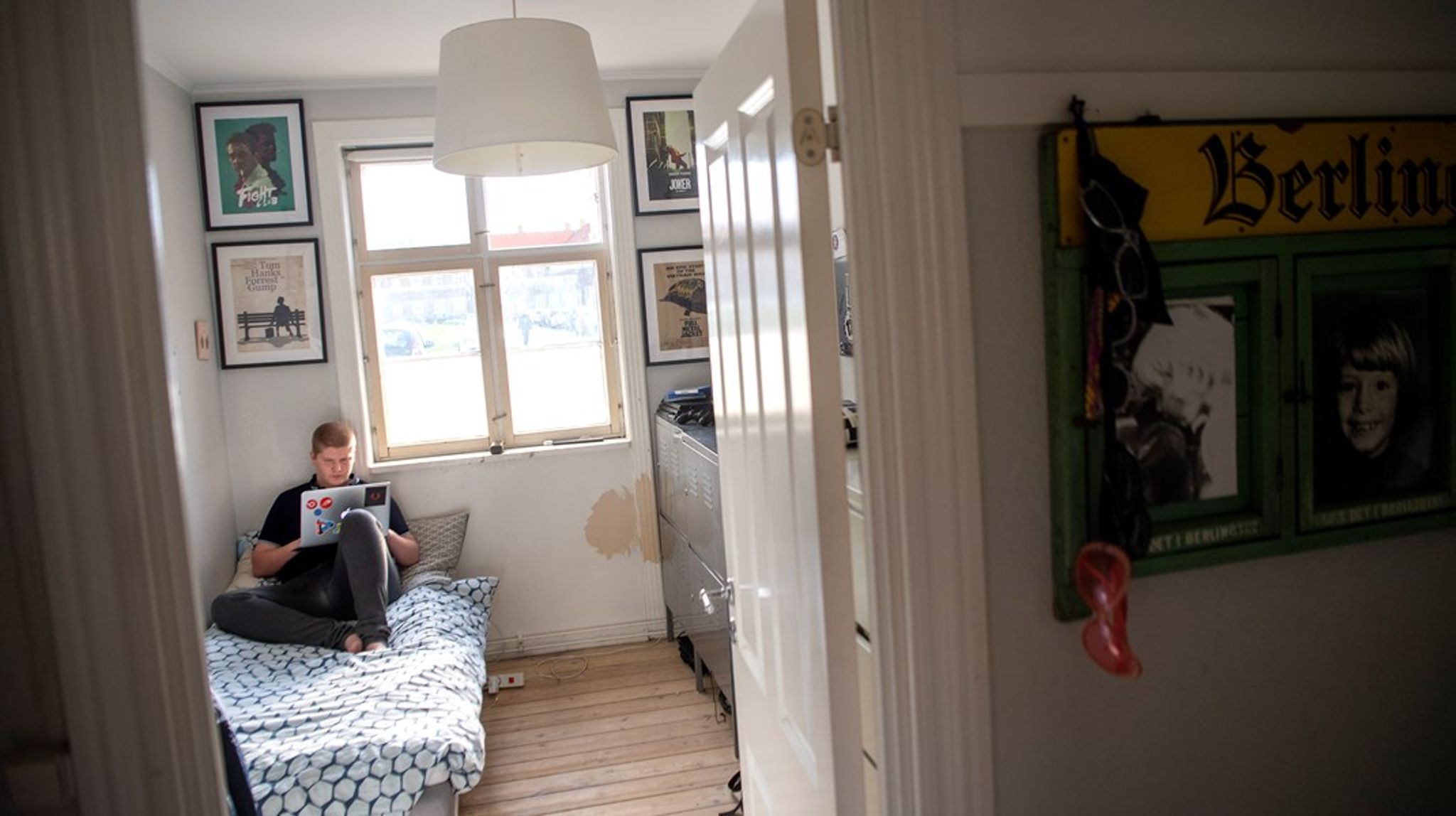 Vi håber, at flere fagpersoner og kommuner vil stemple ind i samtalen om, hvordan èn indgang kan løfte hjælpen og støtten til de unge, skriver&nbsp;Birgitte Vind (S) og Rasmus Kjeldahl.