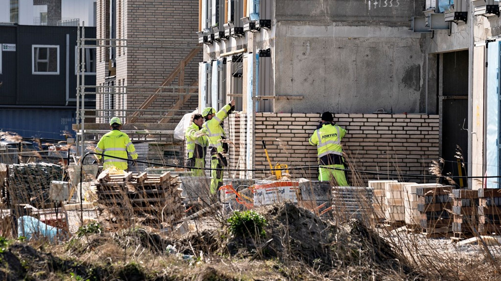 Branchedirektøren for den danske teglbranche anfægter blandt andet, at det i den nuværende regnemetode ikke belønnes, at materialer som mursten holder meget længe og efterfølgende kan genanvendes. 