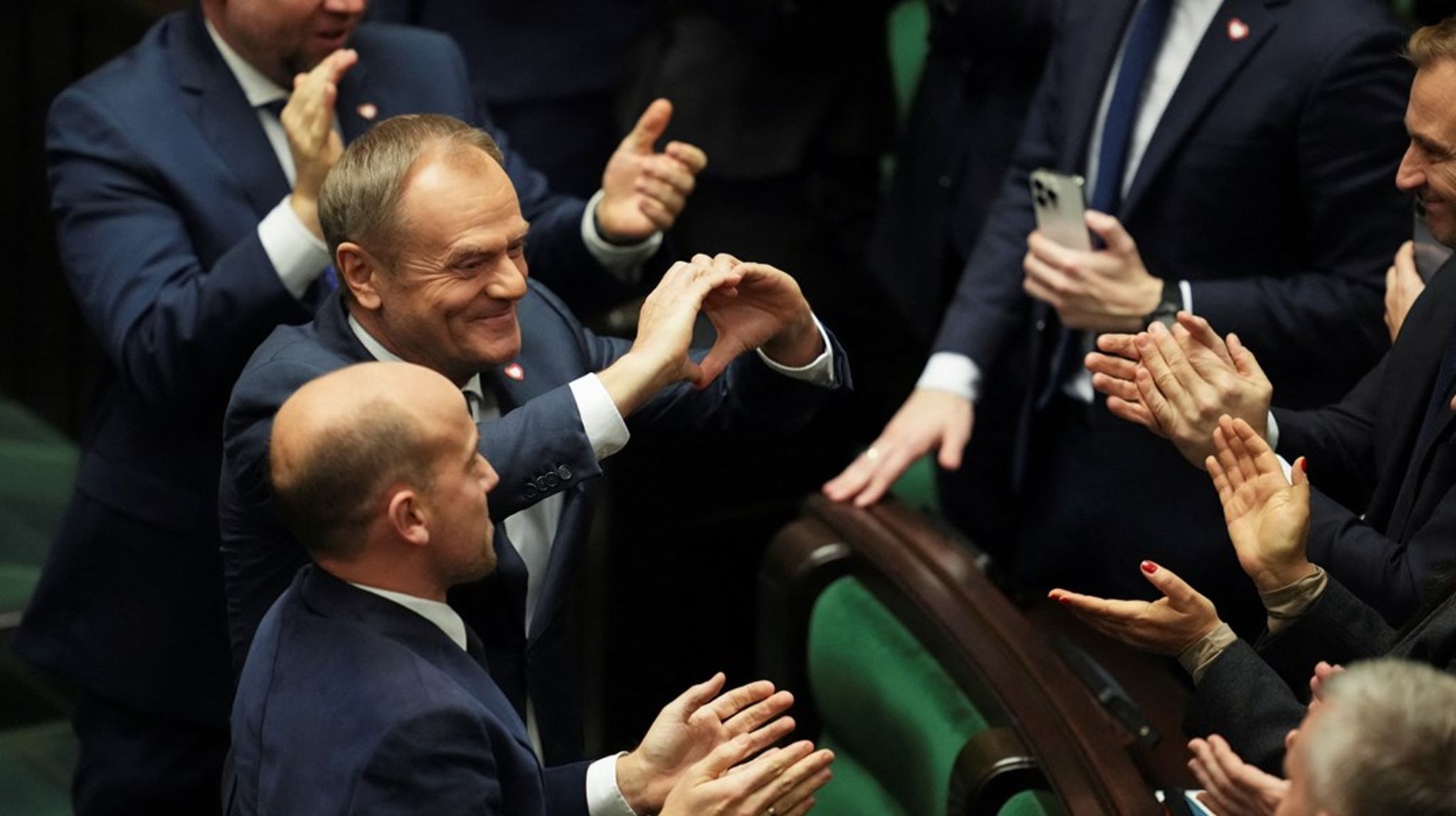 Tidligere regeringsleder og EU-rådspræsident Donald Tusk blev efter otte års autokratisk styre&nbsp;i Polen mandag udpeget til at danne en ny regering, der kan ændre magtbalancen i hele Europa, skriver Vibe Termansen.&nbsp;