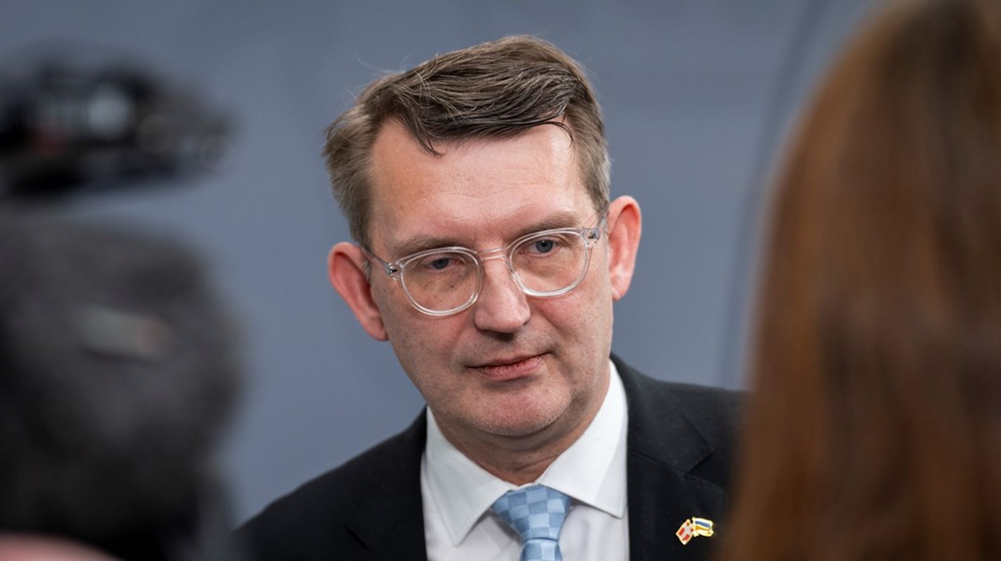Åbenhed har i adskillige år været en integreret del af den forsvarspolitiske metode i vore nordiske nabolande Norge, Sverige og Finland, skriver Hans Peter Michaelsen.