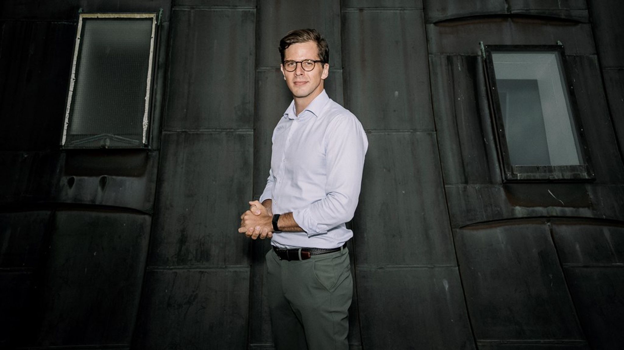 Alex Vanopslagh forsøger at skabe en illusion om et muligt borgerligt alternativ til SMV-regeringen. Hvis han også sætter sig i spidsen for borgerlig politikudvikling, kan det gå fra illusion til mulighed, skriver Benny Damsgaard.