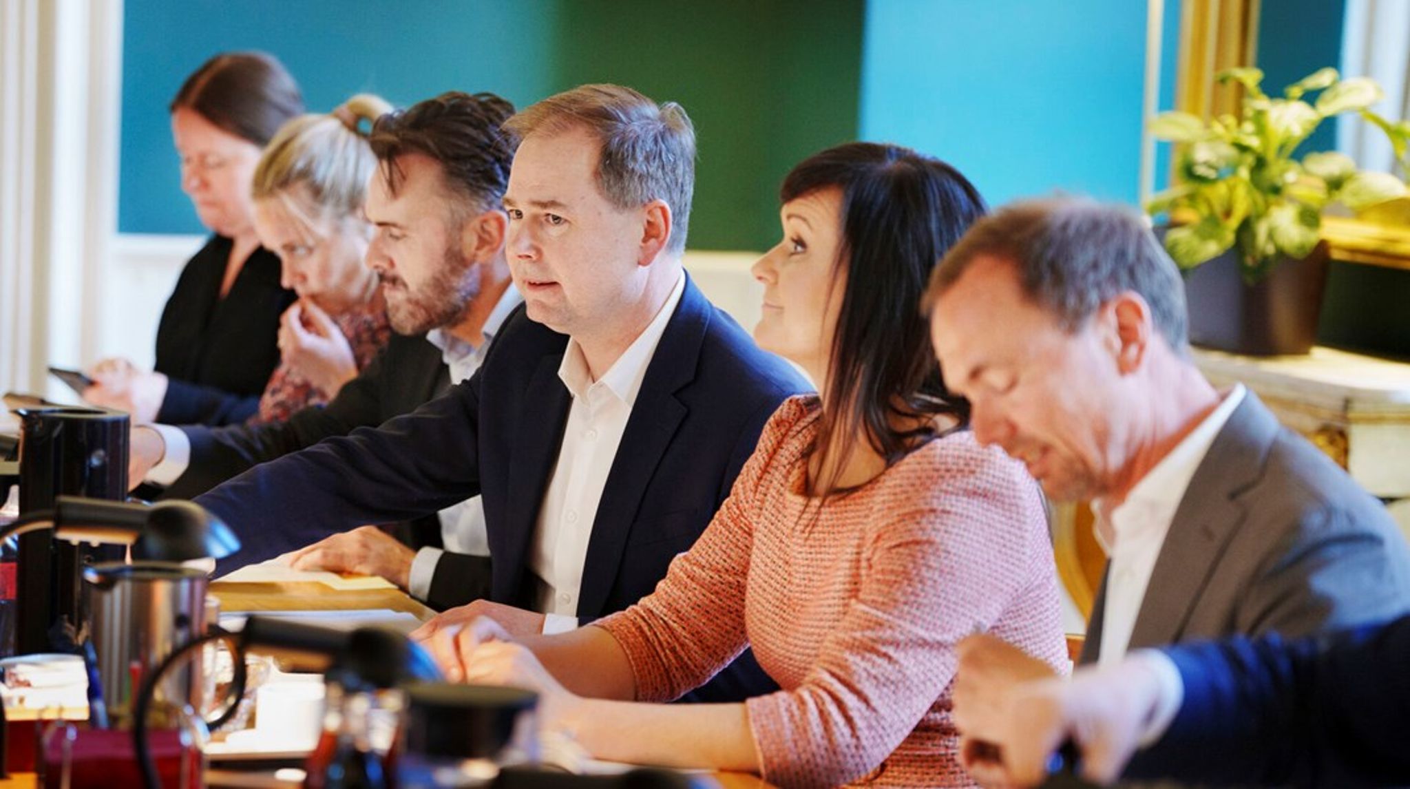 Høringsperioden for lovudkastet til det nye dobbeltdiagnosetilbud, formuleret af regeringen, Danske Regioner og KL,&nbsp;er afsluttet. Og den nye ansvarsfordeling kan hurtigt skabe nye sektorudfordringer, hvis sektorerne ikke forpligtes på at koordinere og sammentænke deres indsatser fra start, skriver Signe Helena Søgaard og Anders Nyberg Olesen.