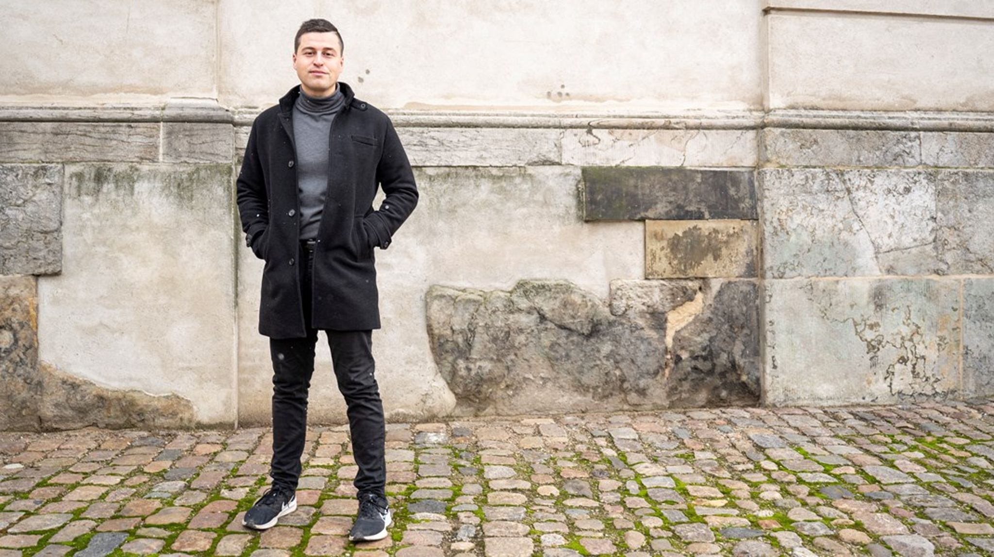 Jeg troede, at mit privatliv og mit virke som medlem af folketingsgruppen hos Moderaterne kunne holdes helt og aldeles adskilt. Men måske var jeg naiv, skriver Mike Fonseca. 