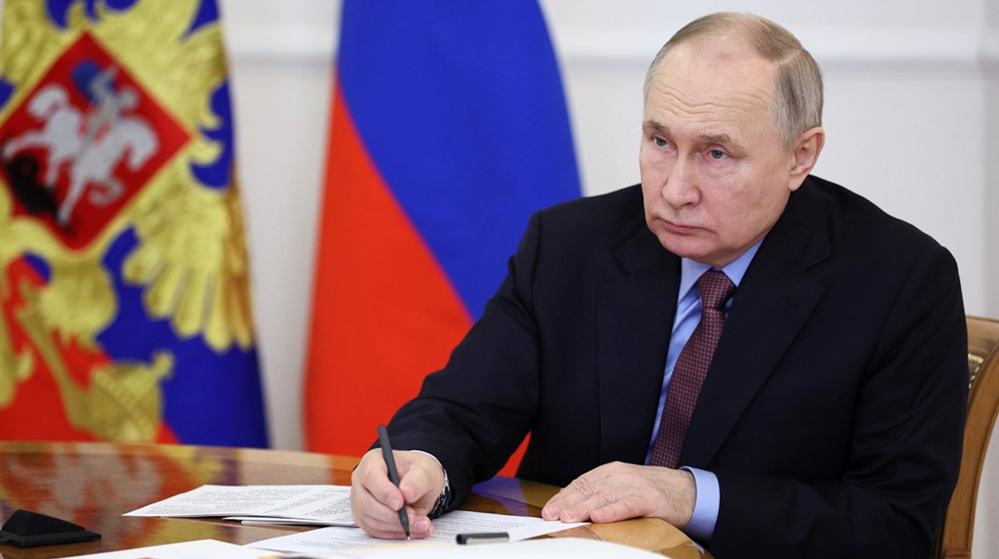 Det bliver mere og mere tydeligt, at Putin betragter krigen som et opgør med hele Vesten, anført af USA og Nato, skriver Michael Ehrenreich.&nbsp;