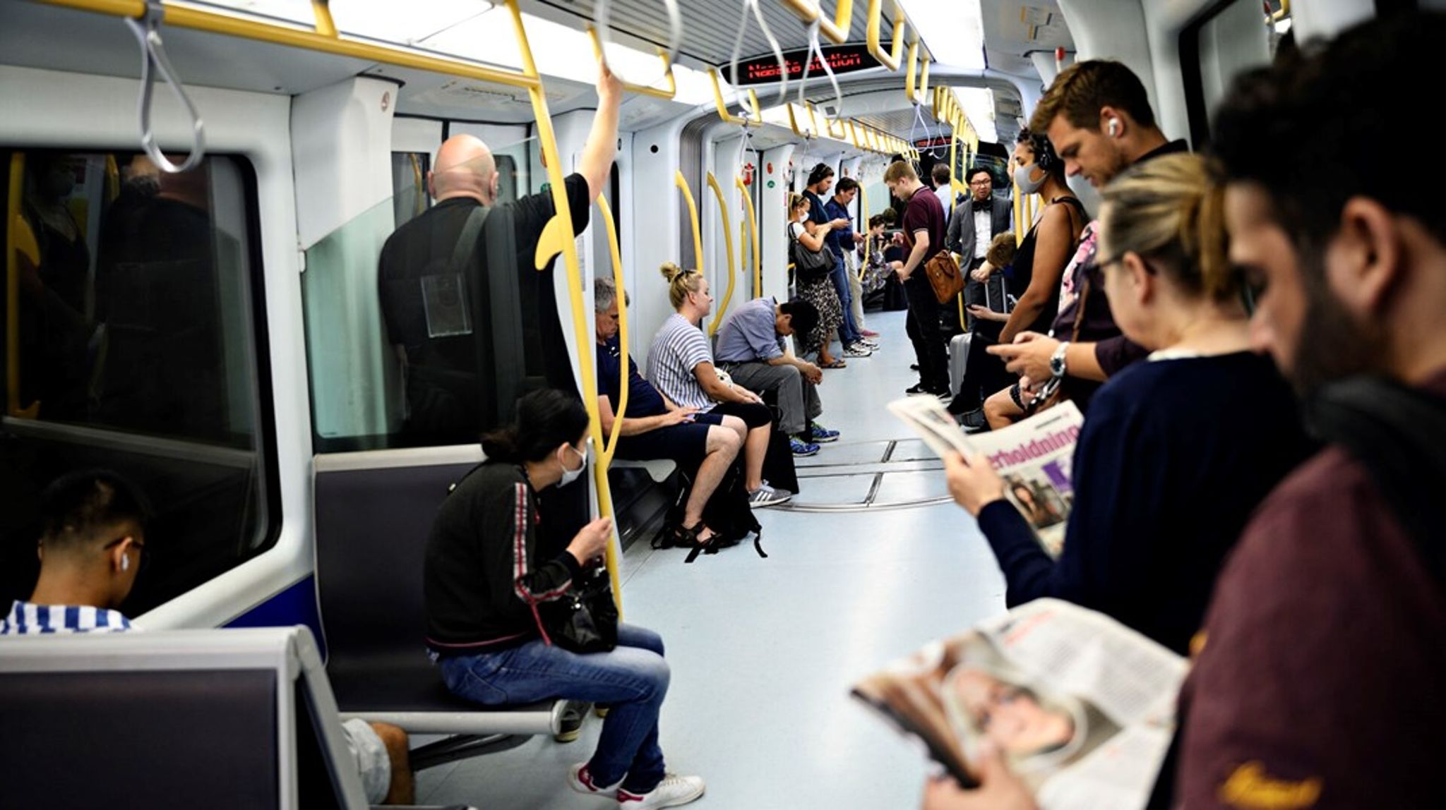 Enhedslisten vil vedtage en målsætning om at lave&nbsp;metroforbindelser til Hvidovre hospital, Herlev Hospital og Bispebjerg Hospital inden 2040. Det skriver de i et nyt forslag.
