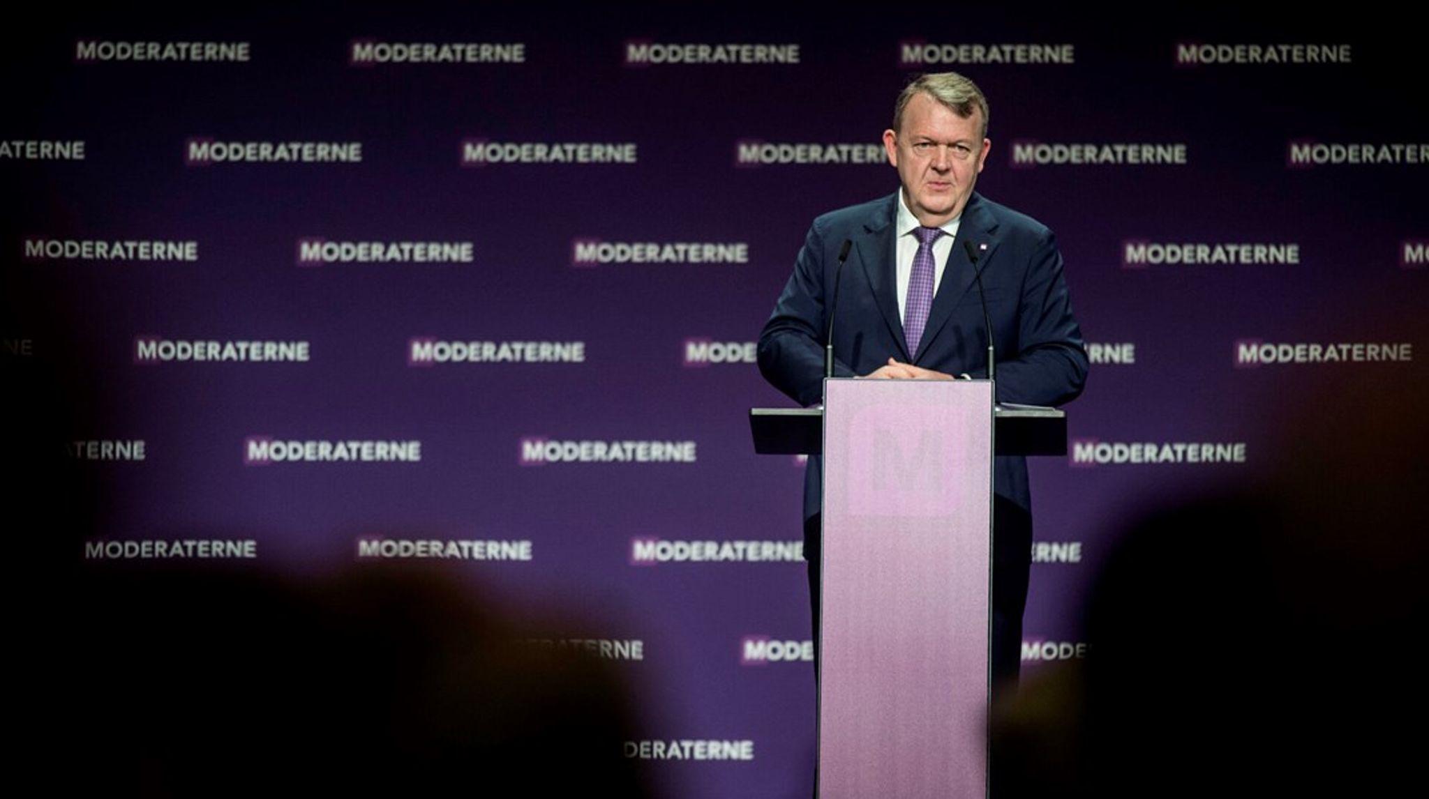 Var der folketingsvalg i dag, ville Moderaterne miste 117.000 af de vælgere, som stemte på partiet ved det seneste folketingsvalg.&nbsp;