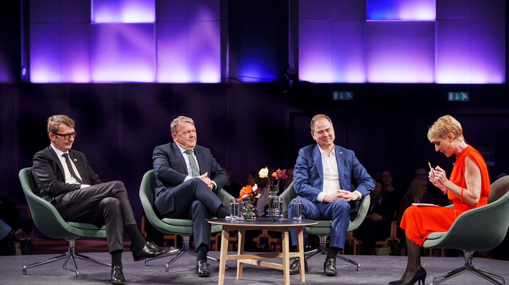 På torsdag åbner Kommunalpolitisk Topmøde i Aalborg,&nbsp;der i år har fokus på de udfordringer velfærdssamfundet står overfor. Sidste år deltog udenrigsminister Lars Løkke (M), forsvarsminister Troels Lund (V) og finansminister Nicolai Wammen (S) i en debat. I år starter topmødet med en partilederdebat klokken 12.25. Nicolai Wammen (S) afløser statsminister Mette Frederiksen (S) i debatten.&nbsp;