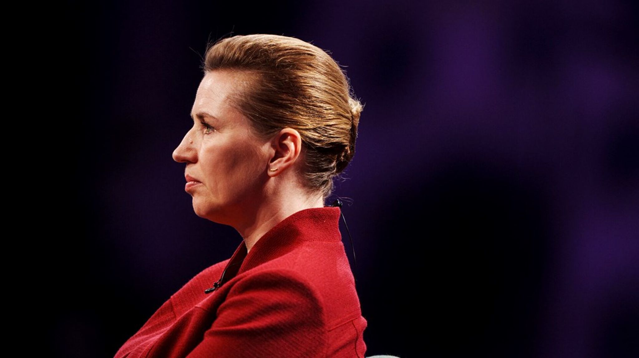 Mette Frederiksen opfattes stadig som "kantet og hård" i nogle situationer. Det skaber lidt bekymring. For hun toner i stigende grad frem som en sandsynlig kandidat til at overtage jobbet som formand for Det Europæiske Råd på et tidspunkt, hvor der er behov for en samlende figur.