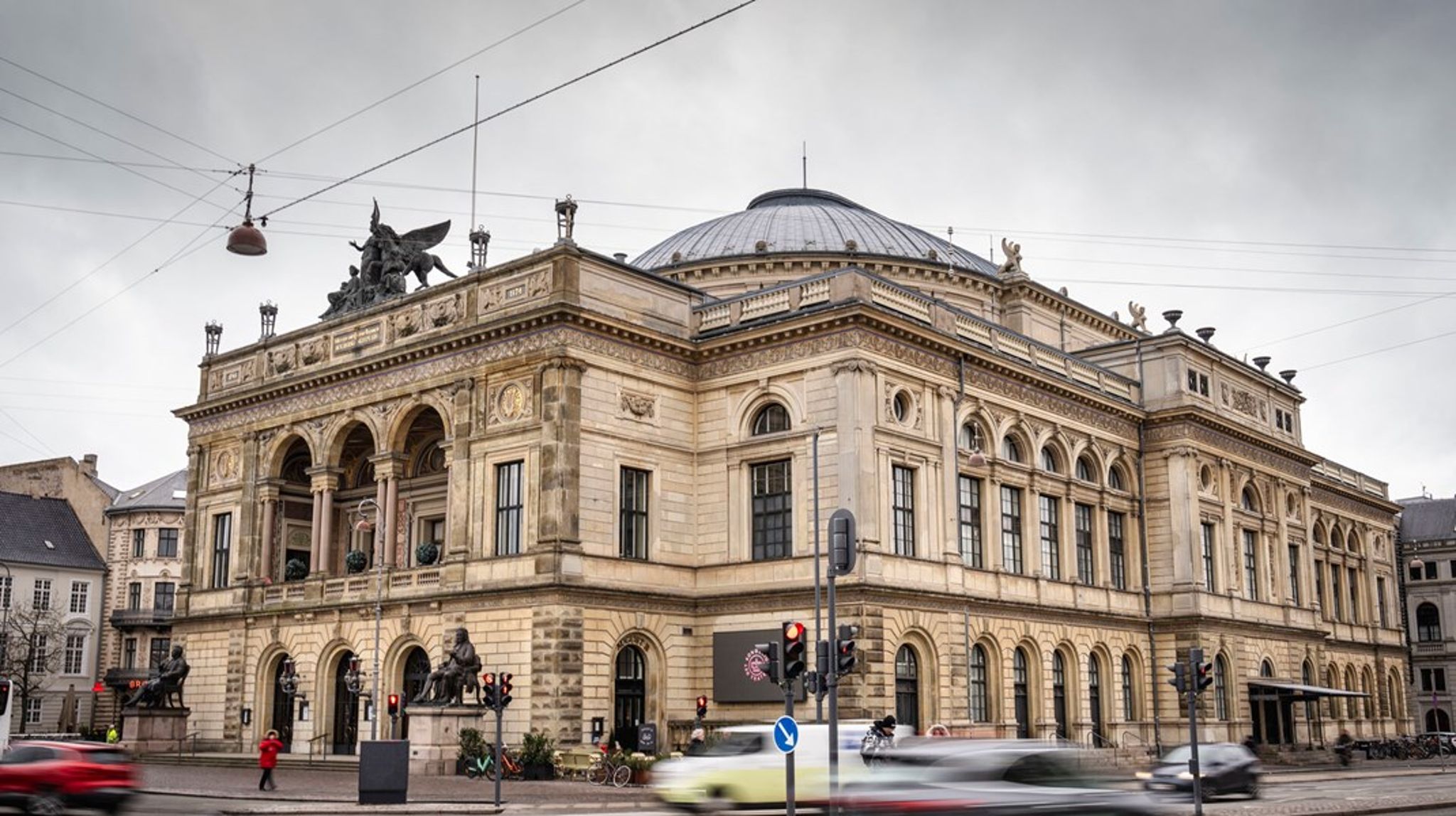 Mange af dem, som har sæde i kulturinstitutioners bestyrelser, er mennesker, der selv ofte bruger kulturelle tilbud. Men er det grund nok til at sidde i en kulturinstitutions bestyrelse, at man er glad kulturforbruger, skriver Jane Mylenberg og Ole Winther.