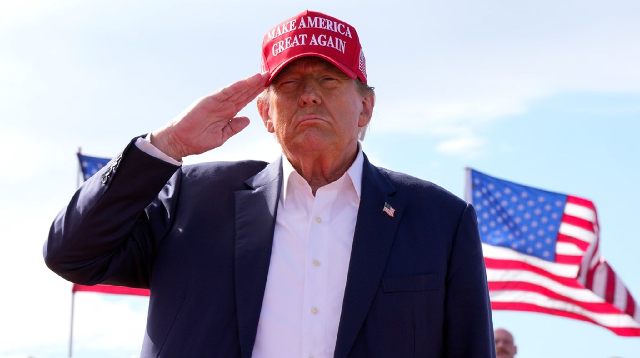"Hvis vi ikke vinder dette valg, så er jeg ikke sikker på, at der nogensinde vil blive et valg igen i det her land,” sagde Donald Trump i Ohio i midten af marts. Der er efterhånden intet, der kan ryste os længere, skriver David Trads.