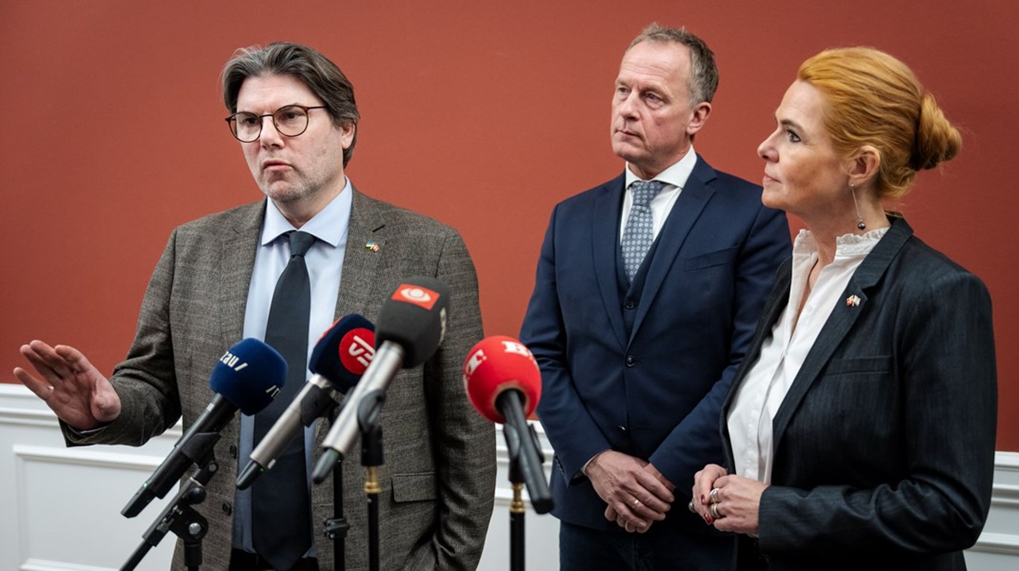 Det er svært at se det hensigtsmæssige i, at en parade af Venstrefolk bruger tid på, hvad jeg vil kalde professionel jammer, over Mads Fugledes store "svigt", skriver Søren Søndergaard.