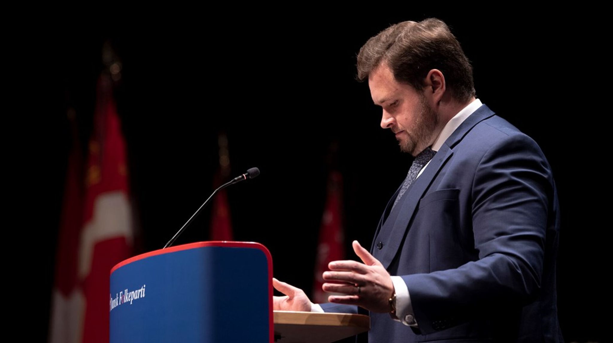 Vistisen tapper ind i en underholdningsform, som nok er kontroversiel, men enormt populær, skriver Morten Reimar.