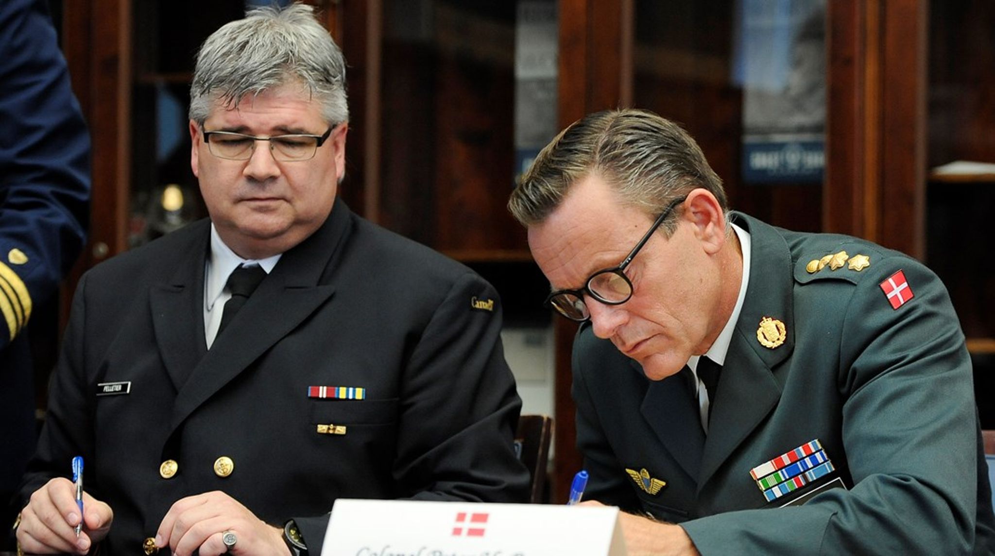 Peter Boysen&nbsp;(th.) har været tilknyttet Forsvaret siden 1983.