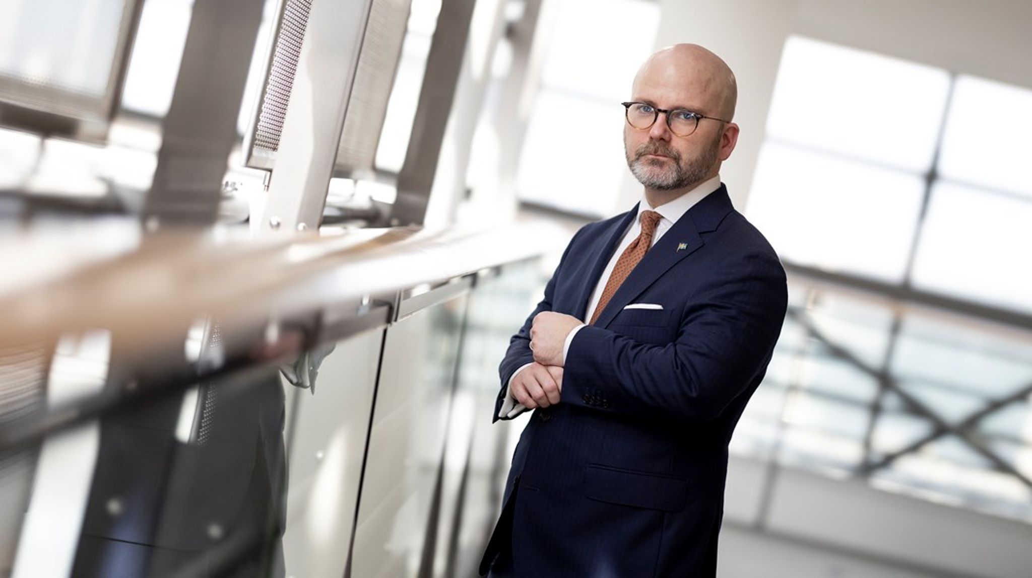 "Vi kan undersøge betingelserne for at danne en undergruppe, hvor vi samler de mere Putin-kritiske dele af ECR, ikke mindst de nordiske og måske baltiske partier," siger Charlie Weimers fra Sverigedemokraterna.