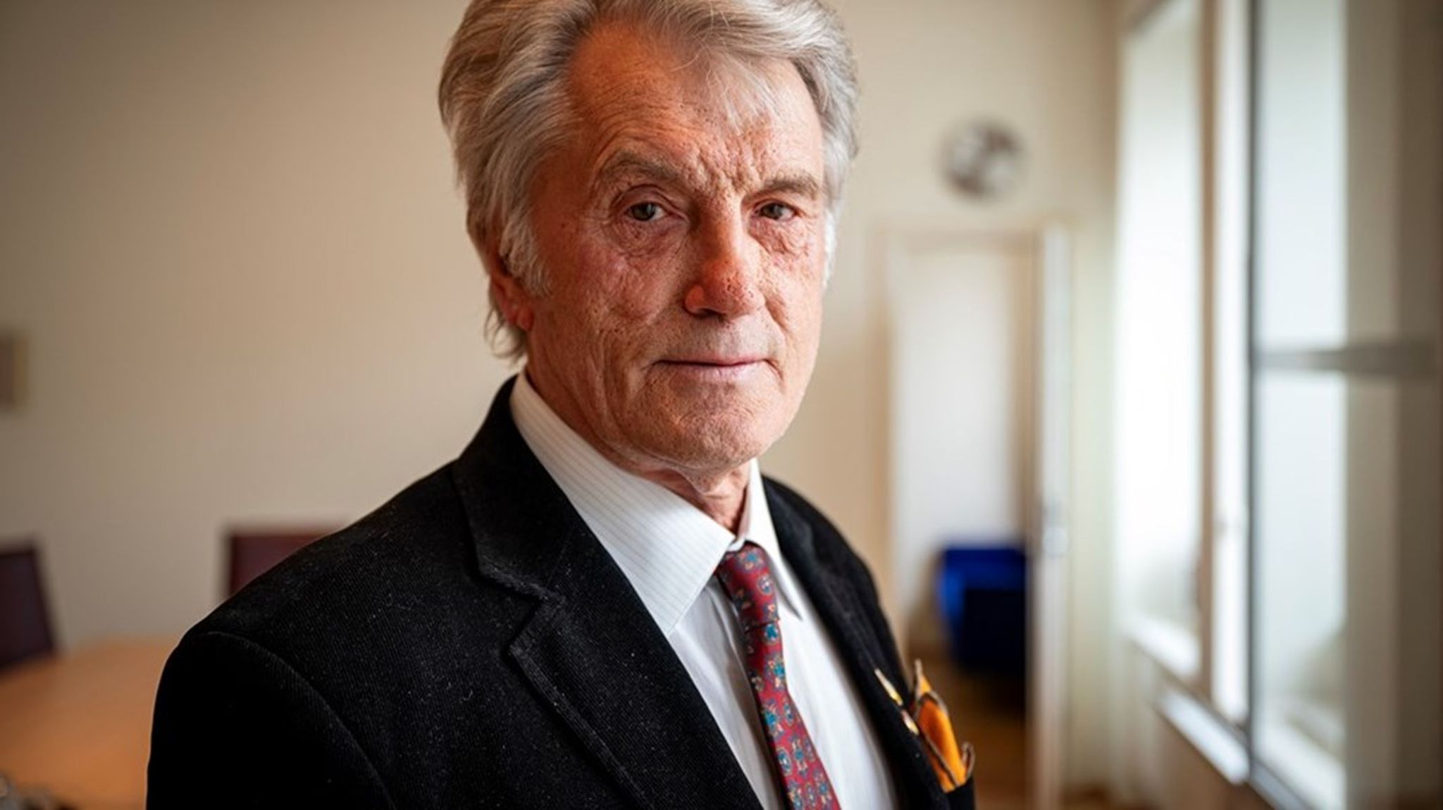 "Vi er nødt til at opgive tanken om, at vi skal opnå en form for fred med Putin. Rusland skal besejres, og Putin og hans medskyldige skal stilles for retten," siger Viktor Jusjtjenko til Altinget.