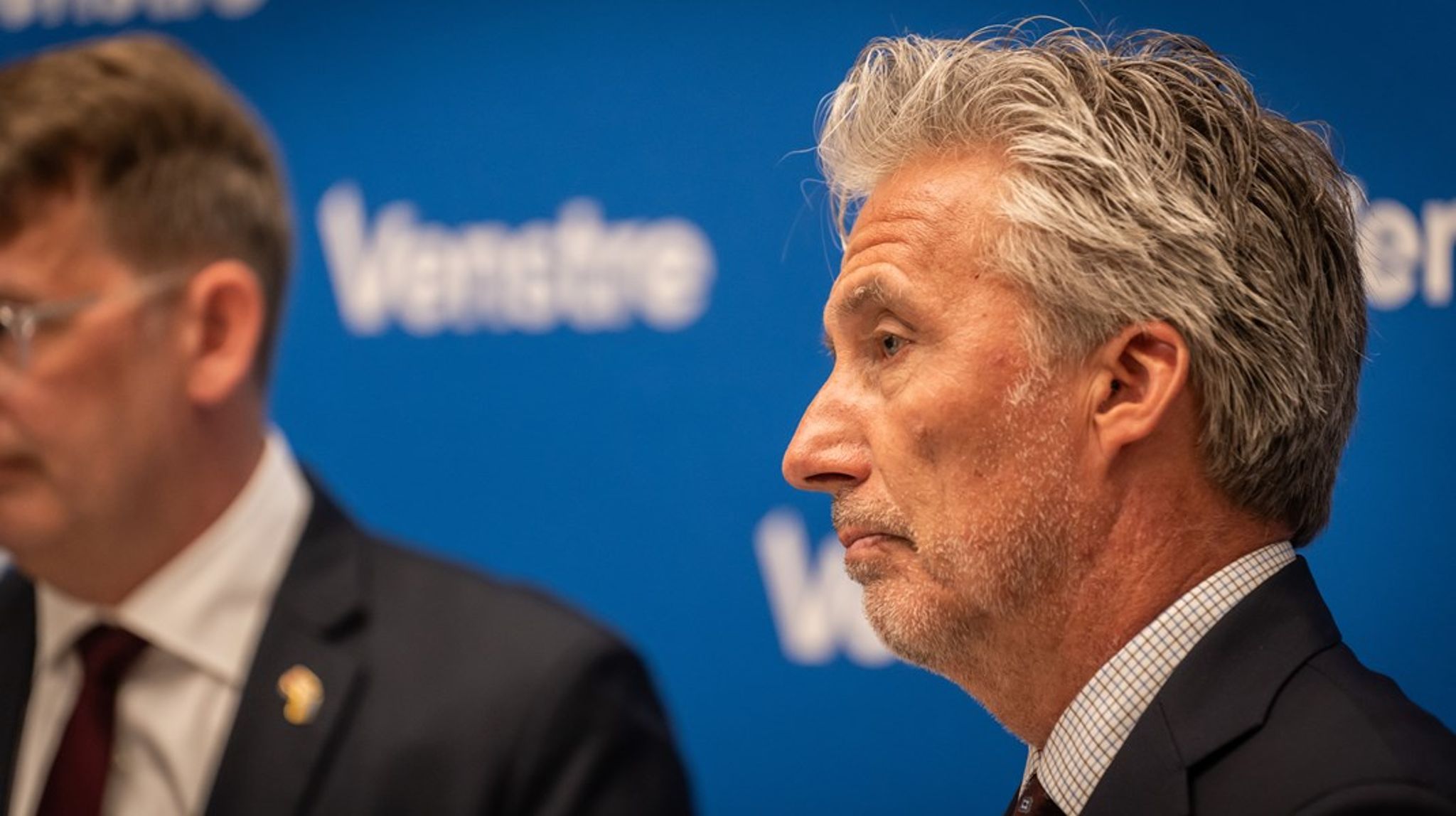 <div><div>Morten Løkkegaard (V), spidskandidat ved EU-valget, præsenterede mandag&nbsp;Venstres nye forsvarsudspil, heriblandt forslaget om at optage et "D for Defence" i ESG-begrebet, sammen med forsvarsminister Troels Lund Poulsen (V).&nbsp;</div></div><div><div><div><ul></ul></div></div></div>