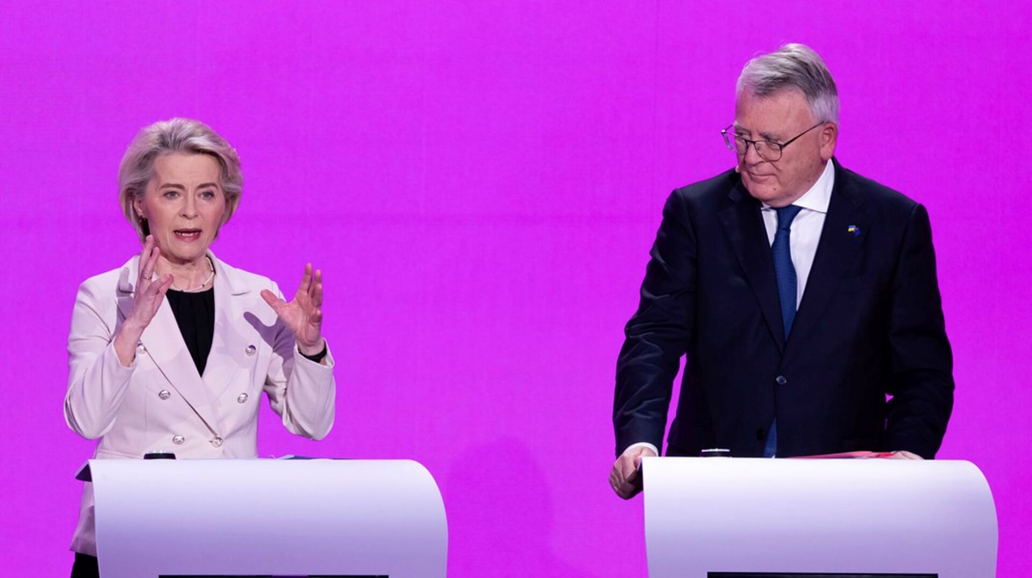 De Europæiske Socialdemokraters spidskandidat, Nicolas Schmit (S&D), er den eneste, der anses for at være i stand til at konkurrere med Ursula von der Leyen om posten som formand for EU-Kommissionen. Han har især fremhævet adgang til boliger som et afgørende spørgsmål for Europas fremtid.