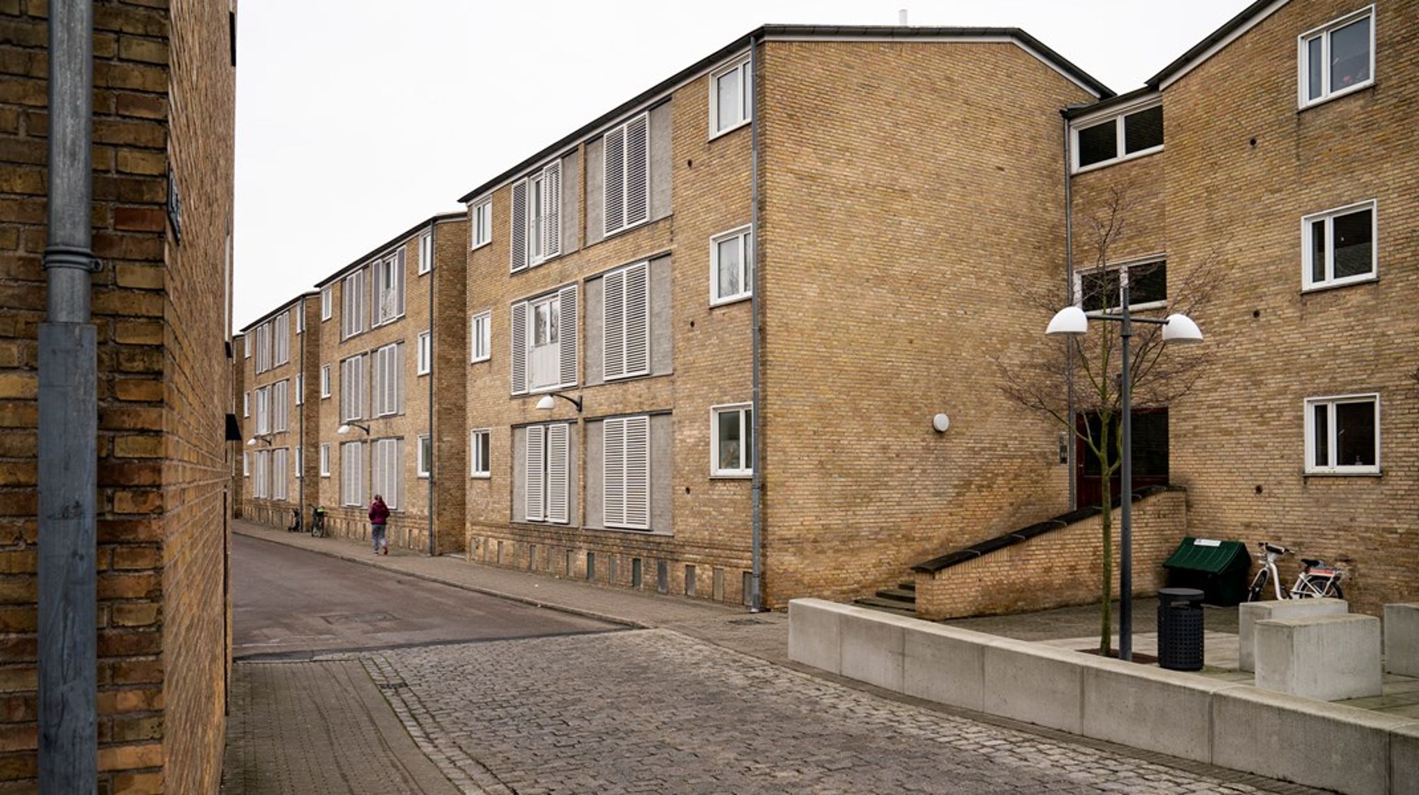 Der er potentiale i at&nbsp;øge bebyggelsesprocenten på eksisterende ejendomme.&nbsp;Det kan gøres ved at tilføje en ekstra etage eller to, eller ved at bygge på en mindre del af et friareal.&nbsp;Begge dele er sat i spil i Tingbjerg, skriver Rasmus Jessing.