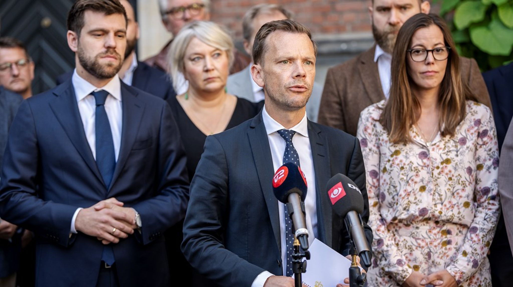 Regeringen forventer at fremstille lovforslag om skærpede straffe for hadforbrydelser efter sommerferien. Alle initiativerne i planen forventes at kunne "iværksættes" i løbet af 2025. 