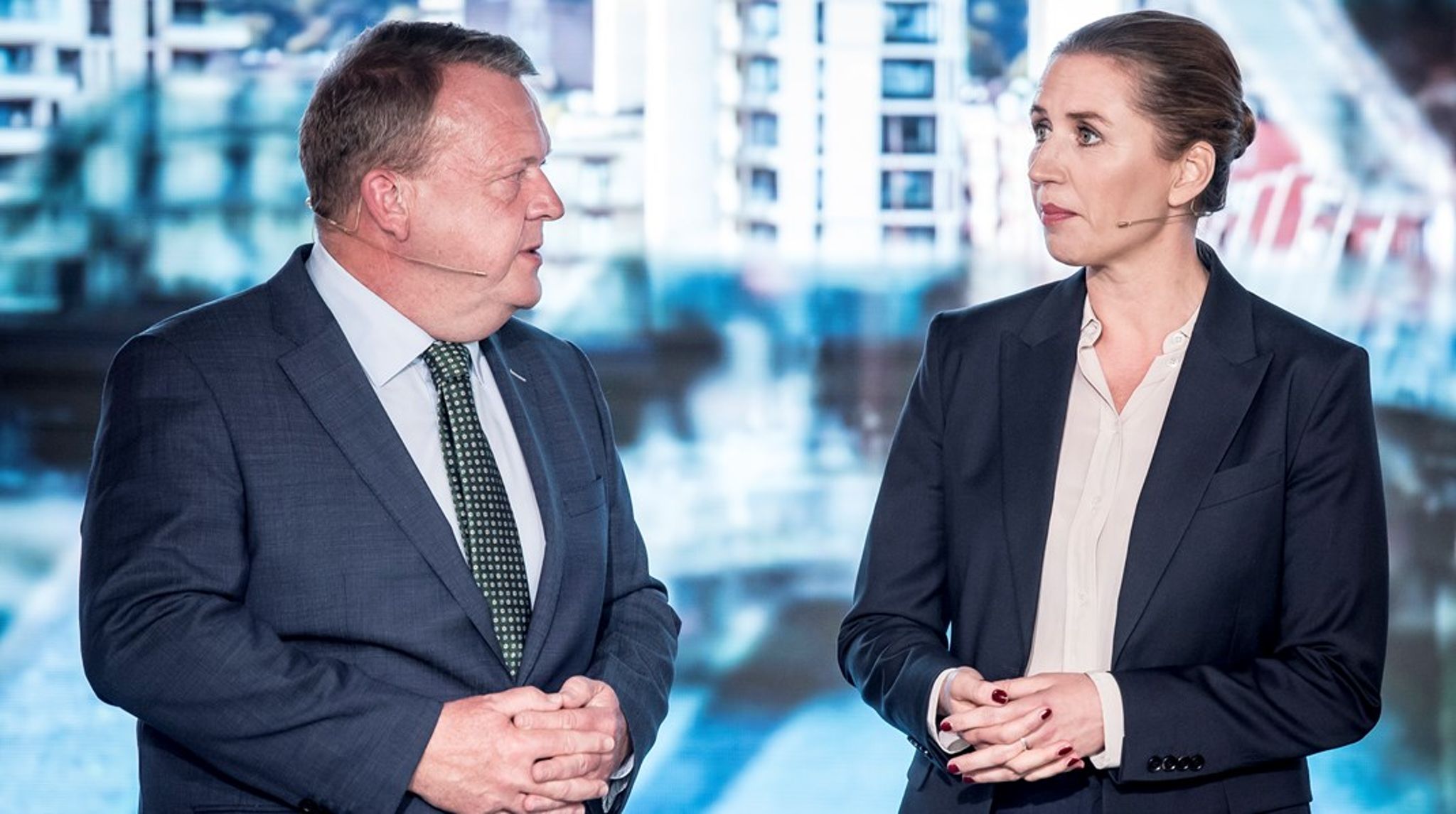 For fem år siden var daværende statsminister Lars Løkke Rasmussen og S-formand Mette Frederiksen dybt uenige om, hvorvidt seniorpension eller en ret til tidlig pension var den bedste løsning for nedslidte på arbejdsmarkedet. Siden blev de enige om at slå ordningerne sammen, men droppede idéen sidste efterår efter pres fra fagbevægelsen. 