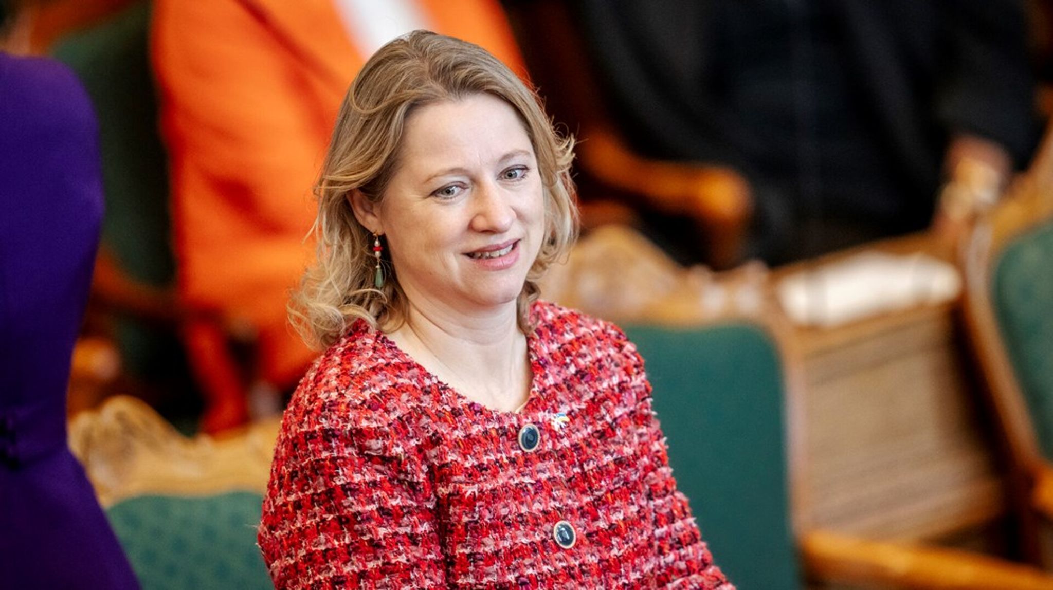 SF har spurgt socialminister Sophie Hæstorp Andersen, om hun vil regulere indtjeningsmulighederne for private bosteder. Men "der er ikke aktuelle overvejelser om at se på problemstillingen," lyder det fra ministeren. 