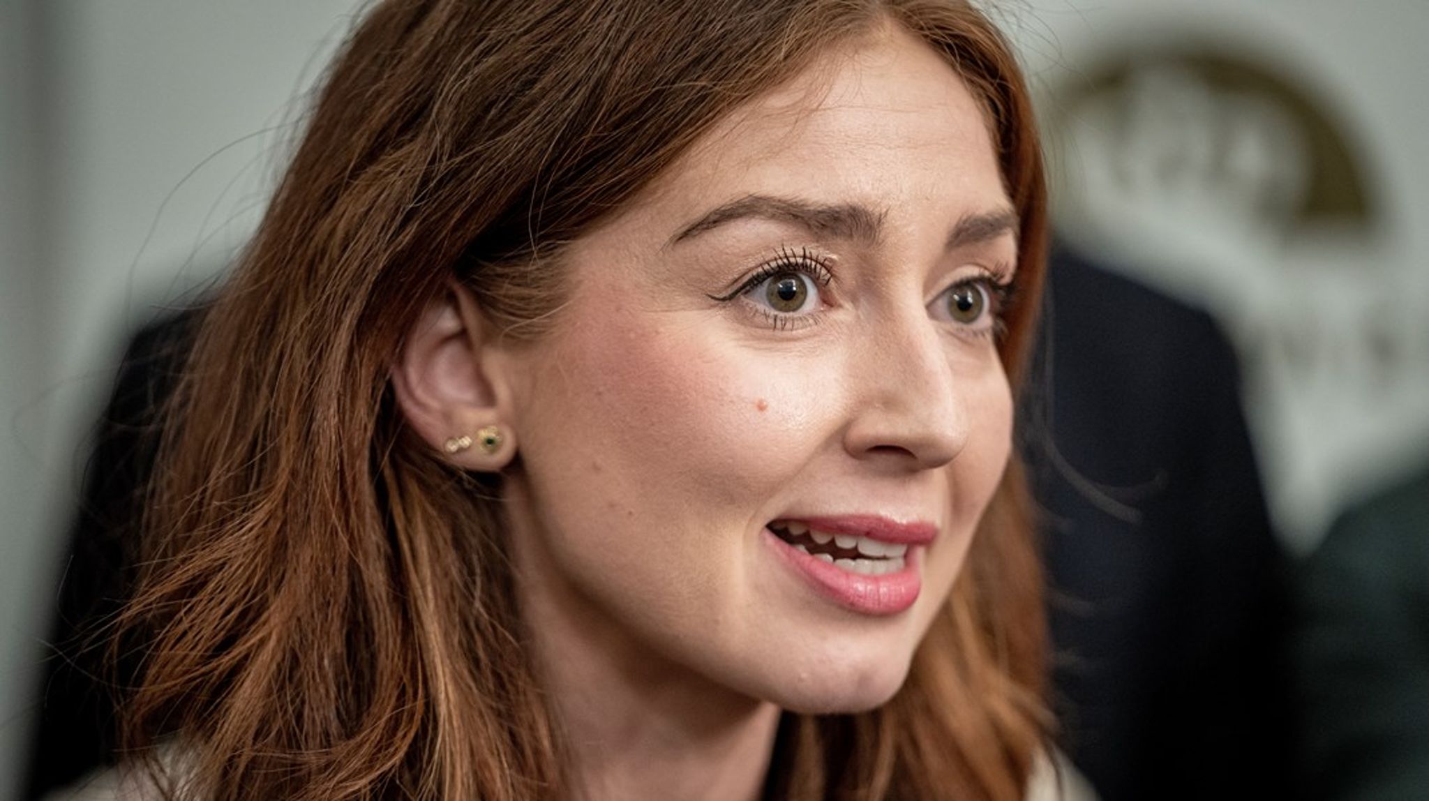 "Vi har en forventning om, at vi kan få mere igennem, når der ikke er så mange partier, der skal have opfyldt deres prioriteter," siger Samira Nawa (R), efter at Nicolai Wammen (S) smed blå blok ud af finanslovsforhandlingerne.