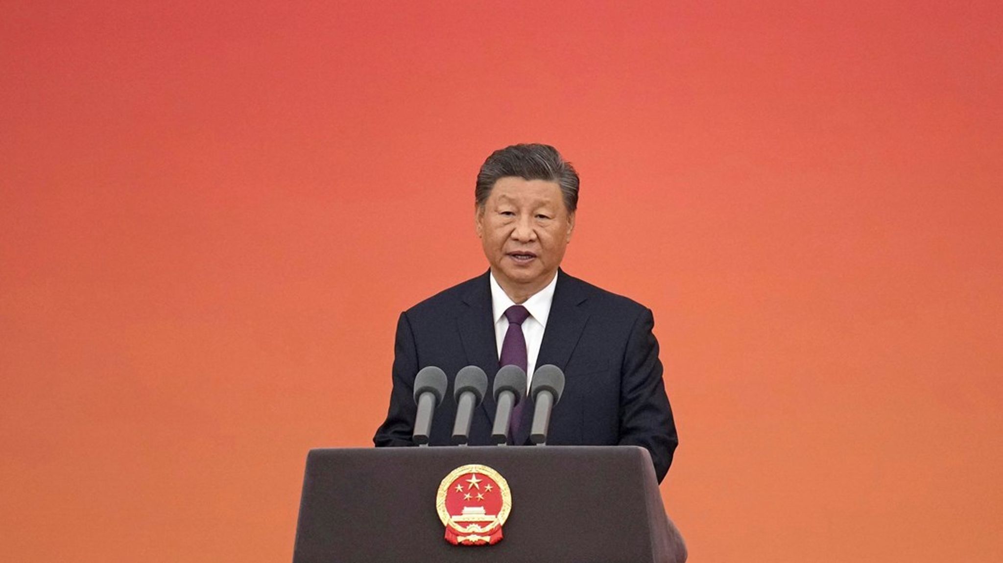 Xi Jinping ser et Vesten og et USA i forfald. I stedet mener han, at både solen og magten stiger op i øst, skriver Jonas Parello-Plesner.