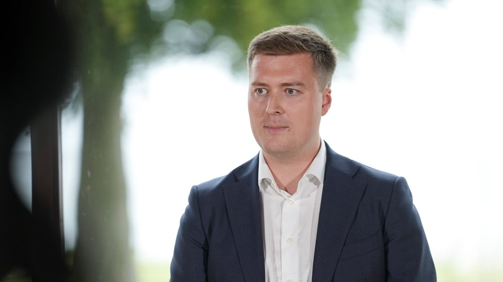 Det er dybt problematisk for vores klimaindsats og vores klimamål, at det her havvind ikke kommer op, skriver Frederik Bloch Münster.