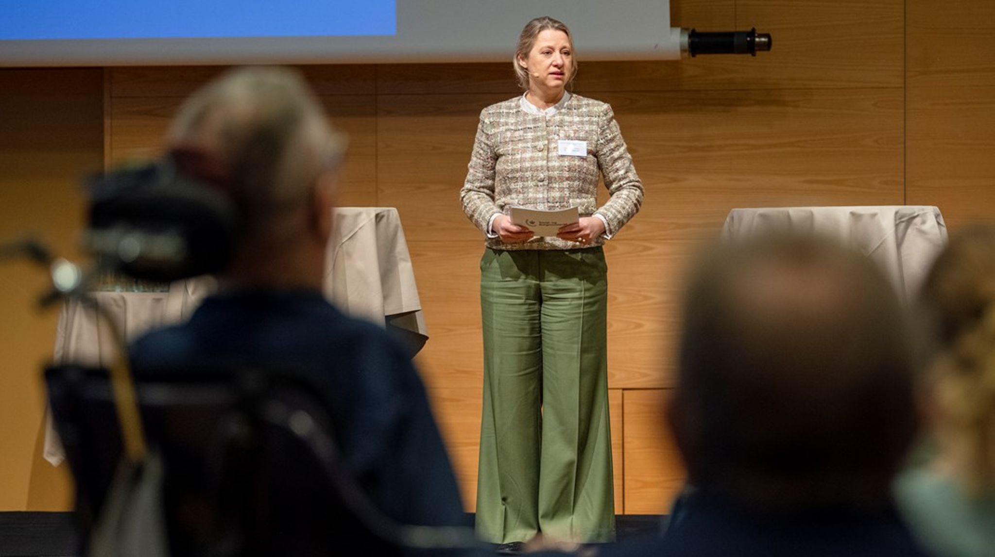"Nogle af de ting, der er vigtige i et risikobaseret tilsyn, er for eksempel graden af magtanvendelse, som personalet bruger og indberetter," siger ministeren om den nye risikobaserede model til Altinget.