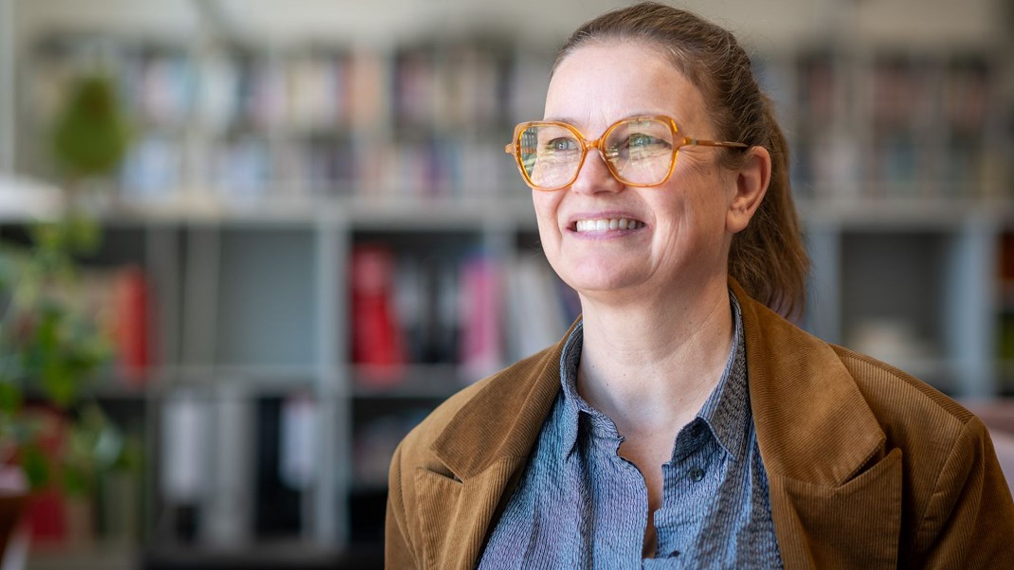 "Regeringen har en agenda om at frisætte og afbureaukratisere, så vi har fokus på at lette de administrative byrder for tilskudsmodtagerne inden for lovgivningens rammer", fortæller Christina Papsø.