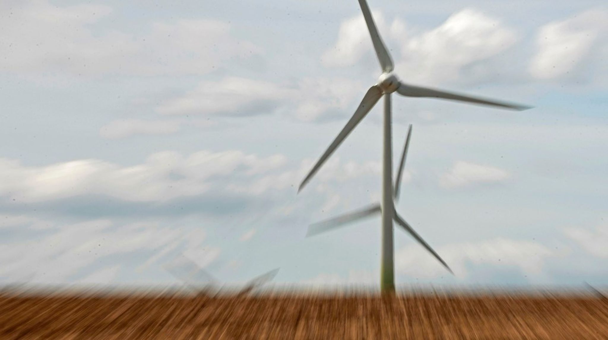 I
2024 fik Tyskland knap halvdelen af sin elektricitet fra vind- og solenergi.&nbsp;Men der kan være et grønt sporskifte på vej hos Danmarks sydlige nabo.
