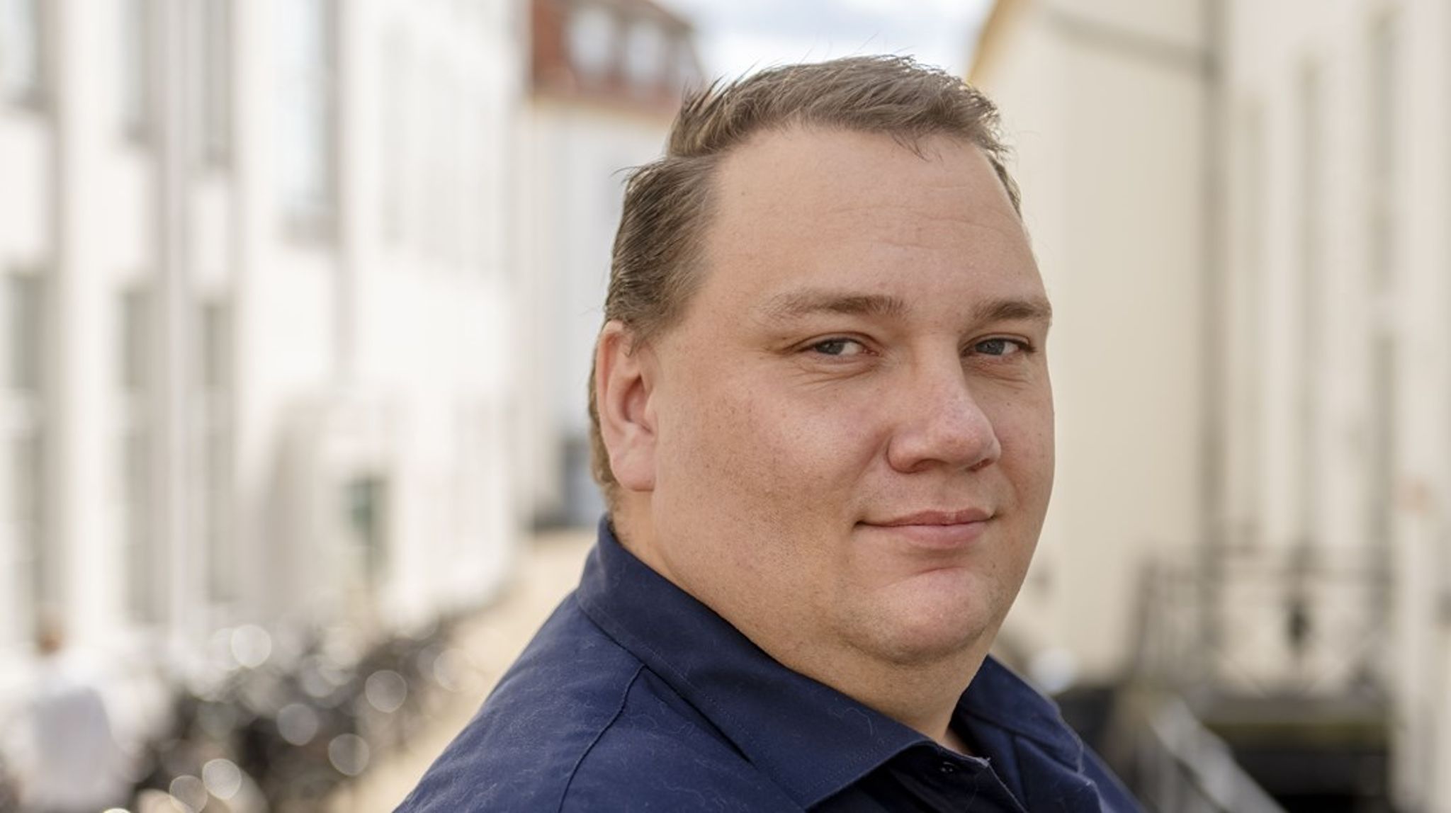 Når velstillede borgere gør krav på&nbsp;fællesskabets midler, vokser frygten for misbrug, og dermed presser man på for at forringe vilkårene, skriver Kasper Grubak Jensen.
