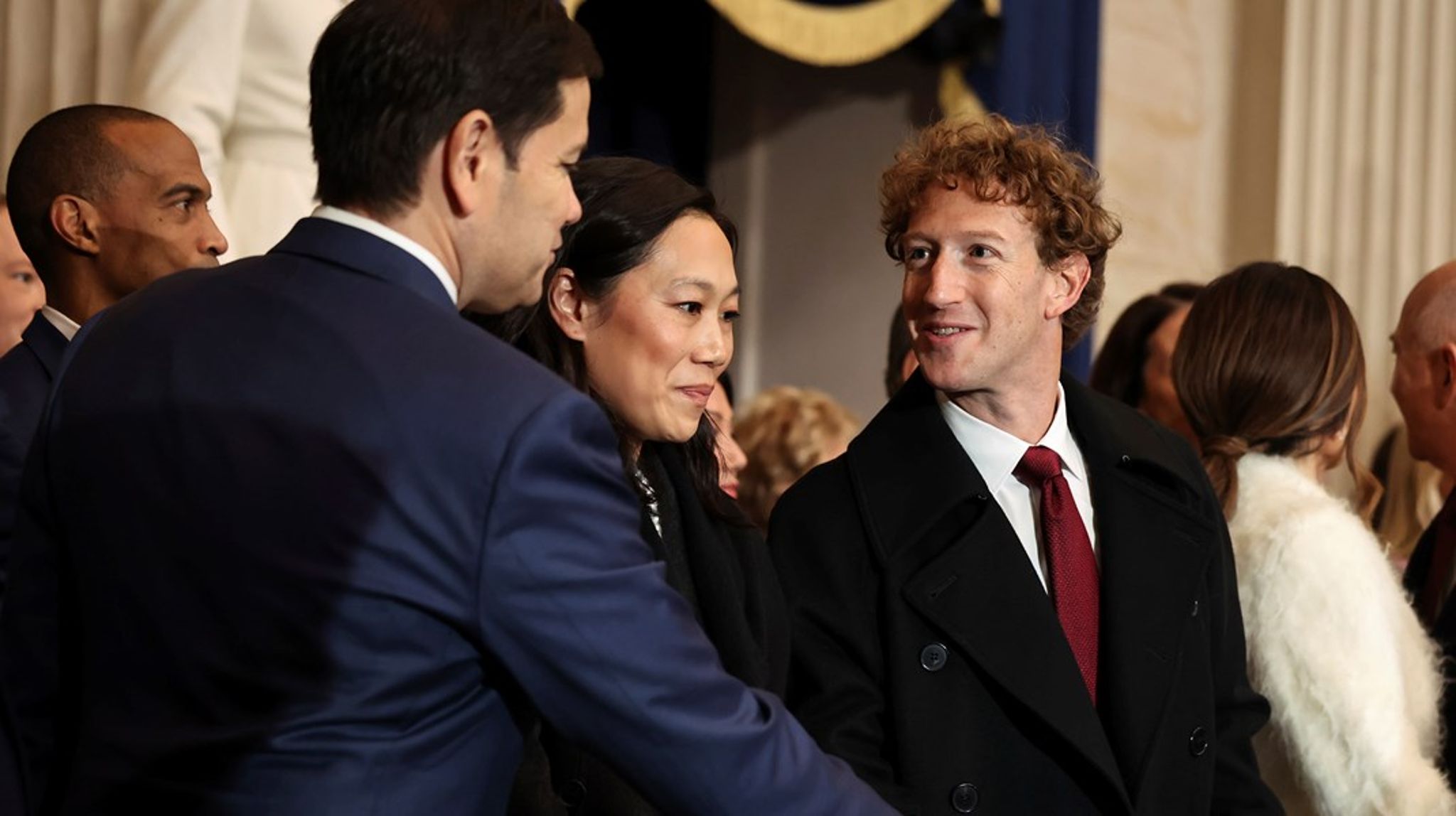 Mark Zuckerberg og Meta har forsøgt at trække i de politiske tråde og få Trump til at modarbejde den straf, som EU nu har givet Apple og Meta, skriver Adam Moe Fejerskov.