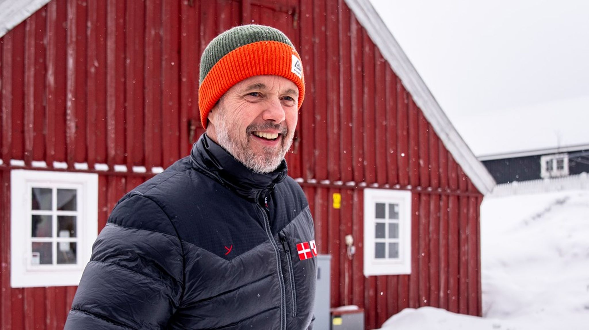Kong Frederiks besøg indskriver sig i en lang historie, hvor kongefiguren bruges som aktiv brobygger imellem Danmark og Grønland, skriver&nbsp;Simon Mølholm Olesen.