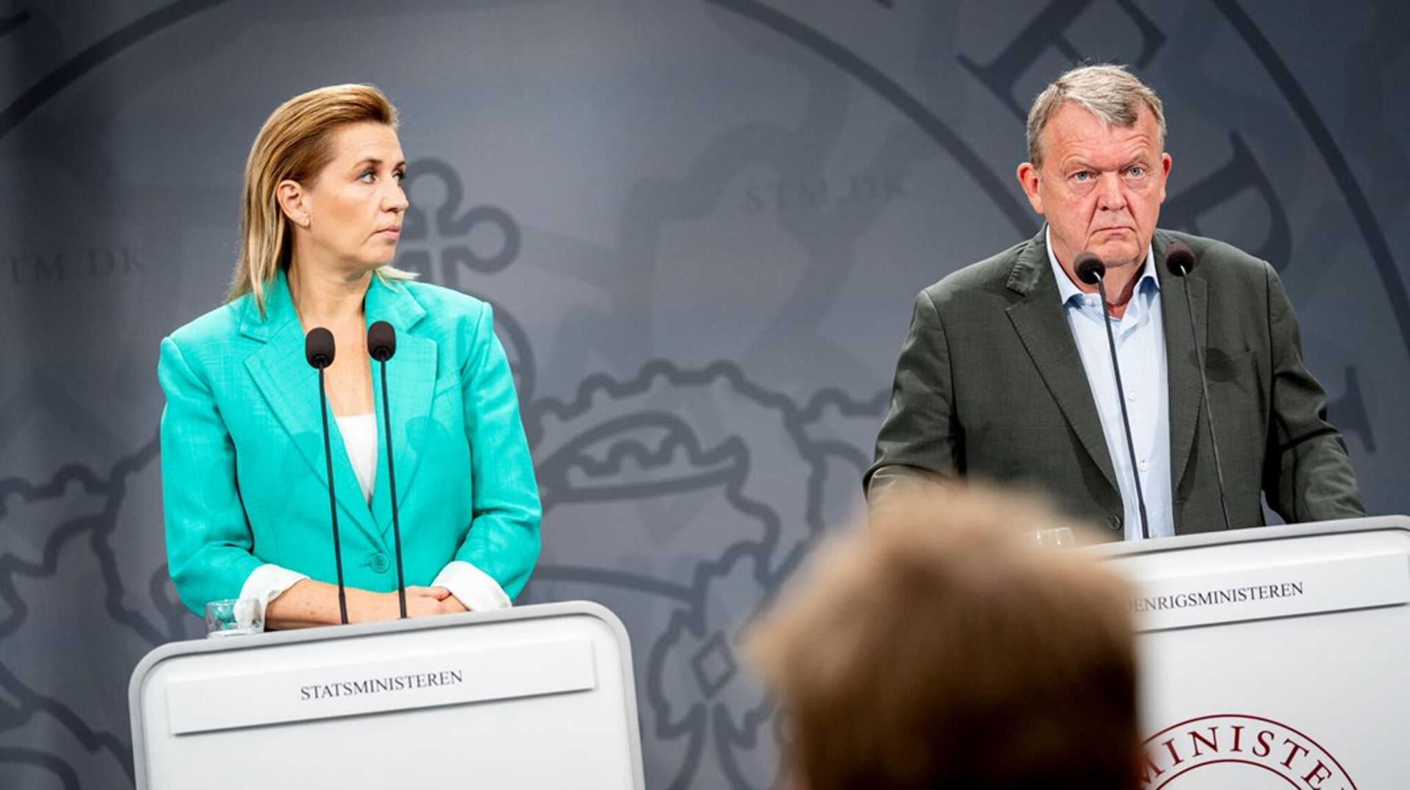 Uanset hvor det ender, har aftalen om en ny ordning ikke været let at lande i regeringen, hvor de tre partier, Socialdemokratiet, Venstre og Moderaterne, alle har forskellige interesser på spil.
