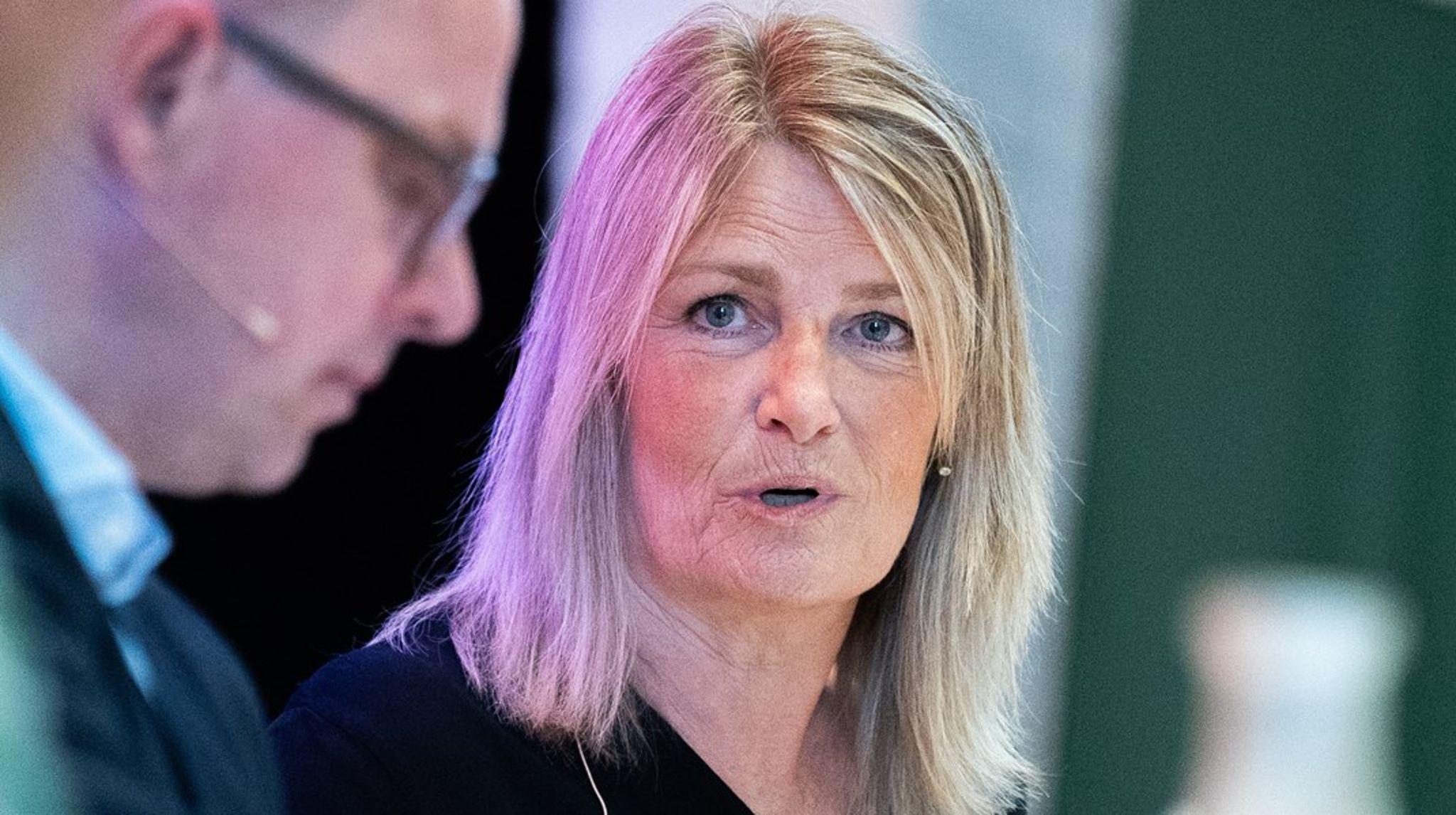 Birgit S. Hansen under debat om den grønne trepart ved Natur &amp; Miljø 2025.