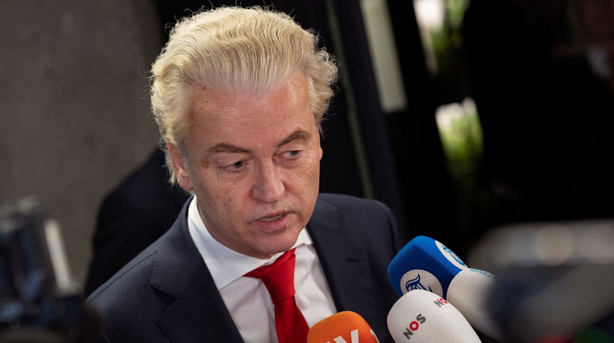 Geert Wilders har ikke selv en del af regeringen, men det var flere af hans partifælder.&nbsp;