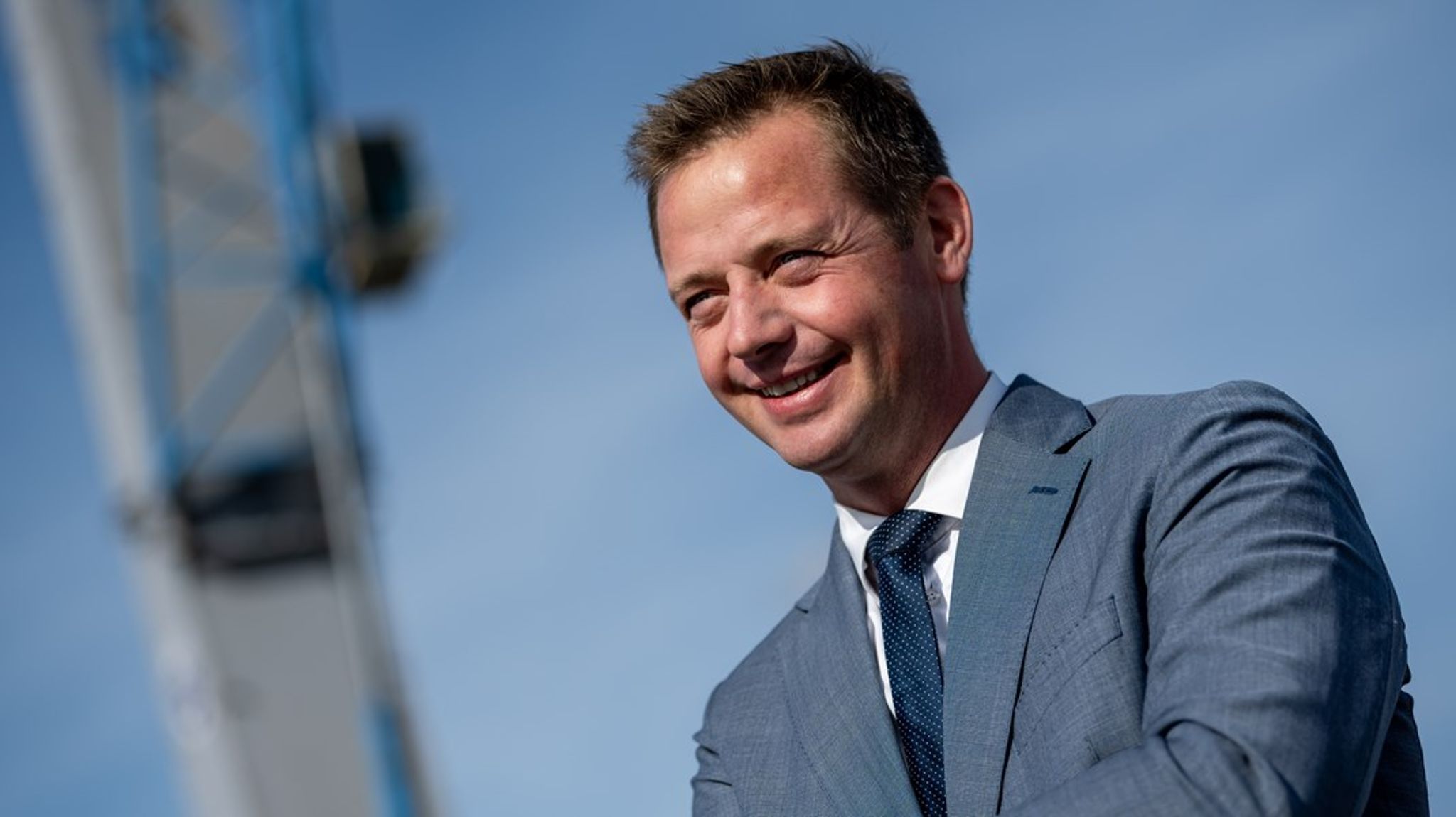 Transportminister Thomas Danielsen (V) skal stå i spidsen for en besparelse på 68 millioner kroner i administration.&nbsp;