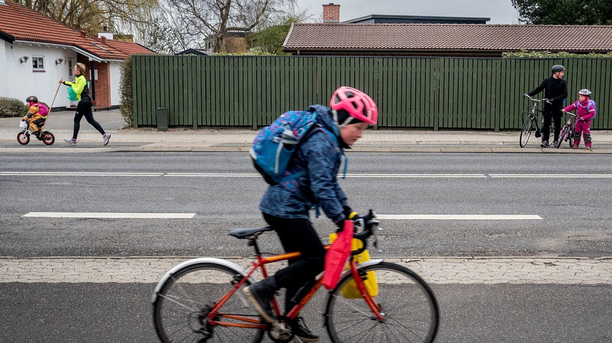 Vejloven fastlægger allerede, at kommunerne som vejmyndighed skal sikre et velfungerende, sikkert og sammenhængende vejnet, med mobilitet og adgang mellem hjem, skole, arbejdsplads og fritidsaktiviteter, skriver Steffen Rasmussen.