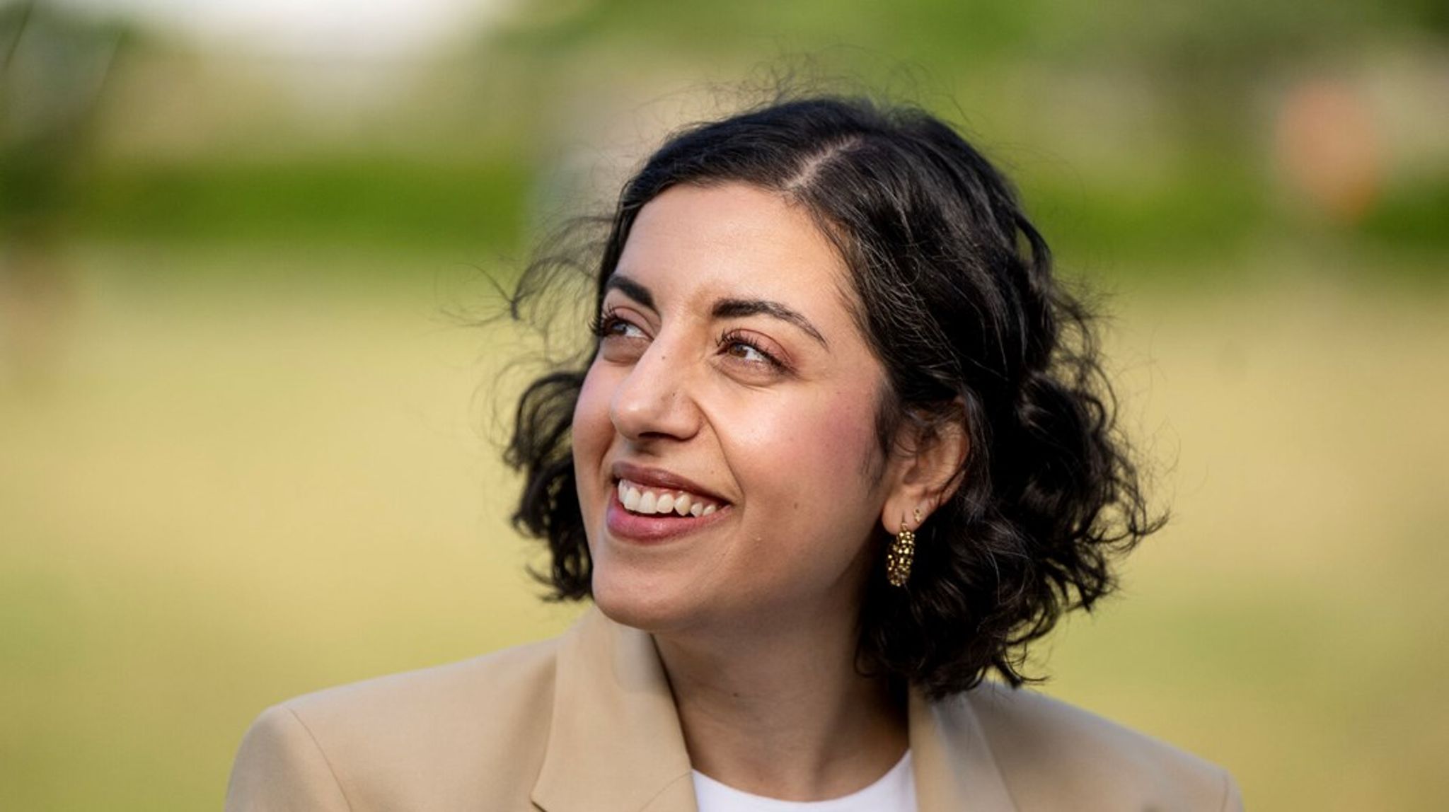 Liberalernas formand, Simona Mohamsson, er ny uddannelses- og integrationsminister.