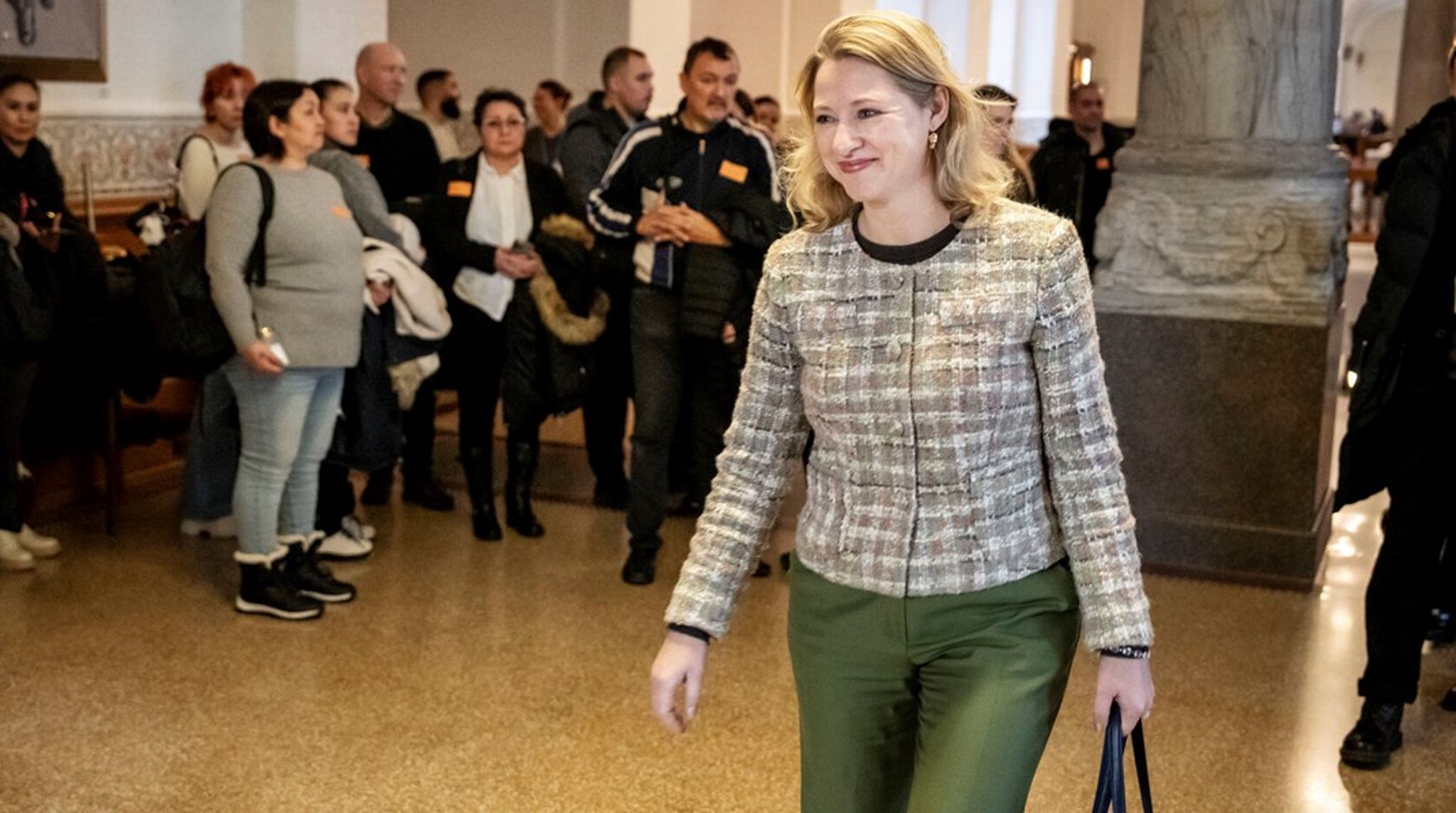 Drøftelserne om direktivet fortsætter på et møde i Rådet for beskæftigelse, sundhed og socialpolitik i starten af&nbsp;december.&nbsp;