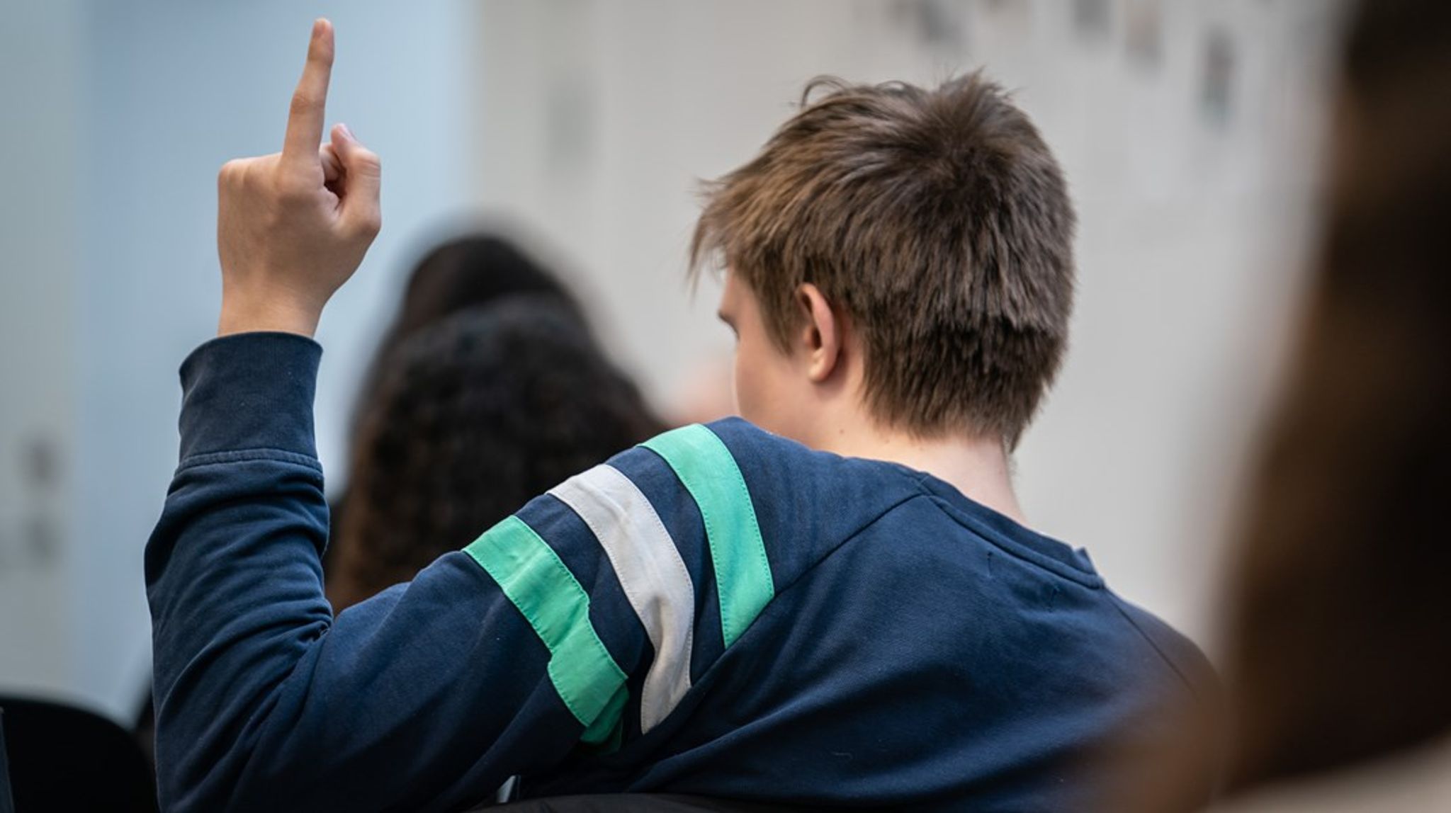 Foretagender, der drejer sig om uddannelse, skole, læring og bevægelse, er dem, der har fået flest penge fra danske fonde i august 2025.