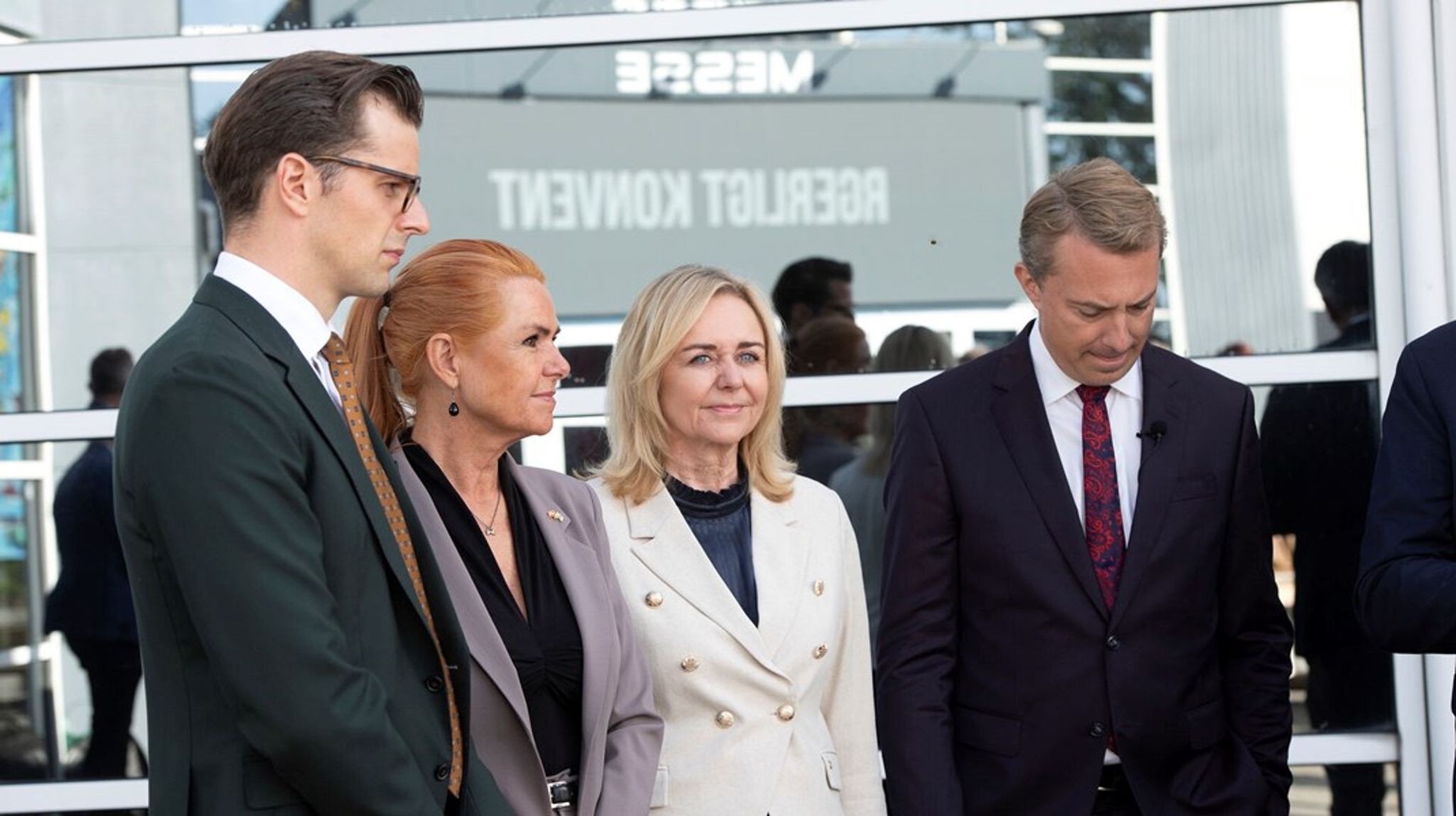 Når de blå partier helt udelader socialpolitikken fra deres 100-dagesplan, sender det et uheldigt signal, skriver&nbsp;Ole Abildgaard Mikkelsen.